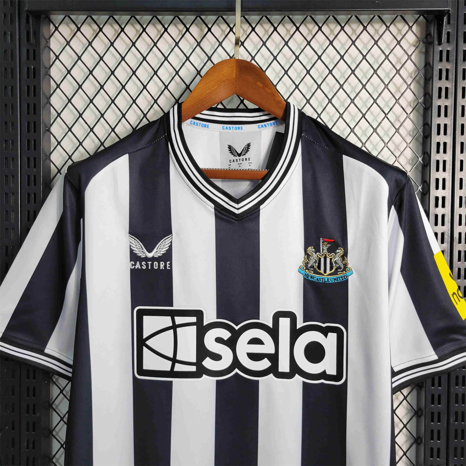 Newcastle United 23-24 Home Stadium Jersey - Fans Version - UnitedFutballJersey