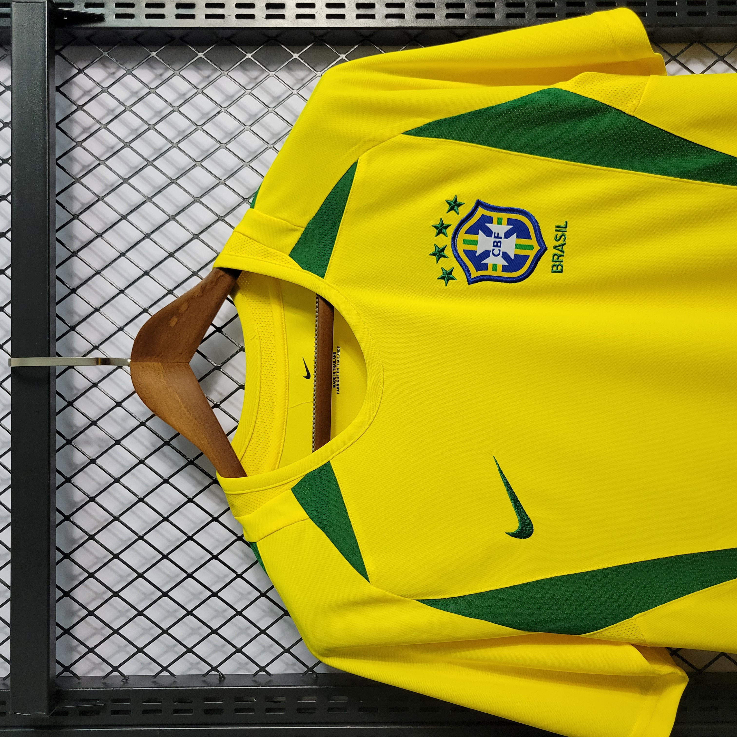 Retro Brazil 2002 Home Stadium Jersey - UnitedFutballJersey