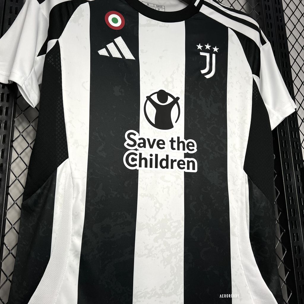 Juventus 24-25 Home Stadium Jersey With Chest Patch - Fans Version - UnitedFutballJersey