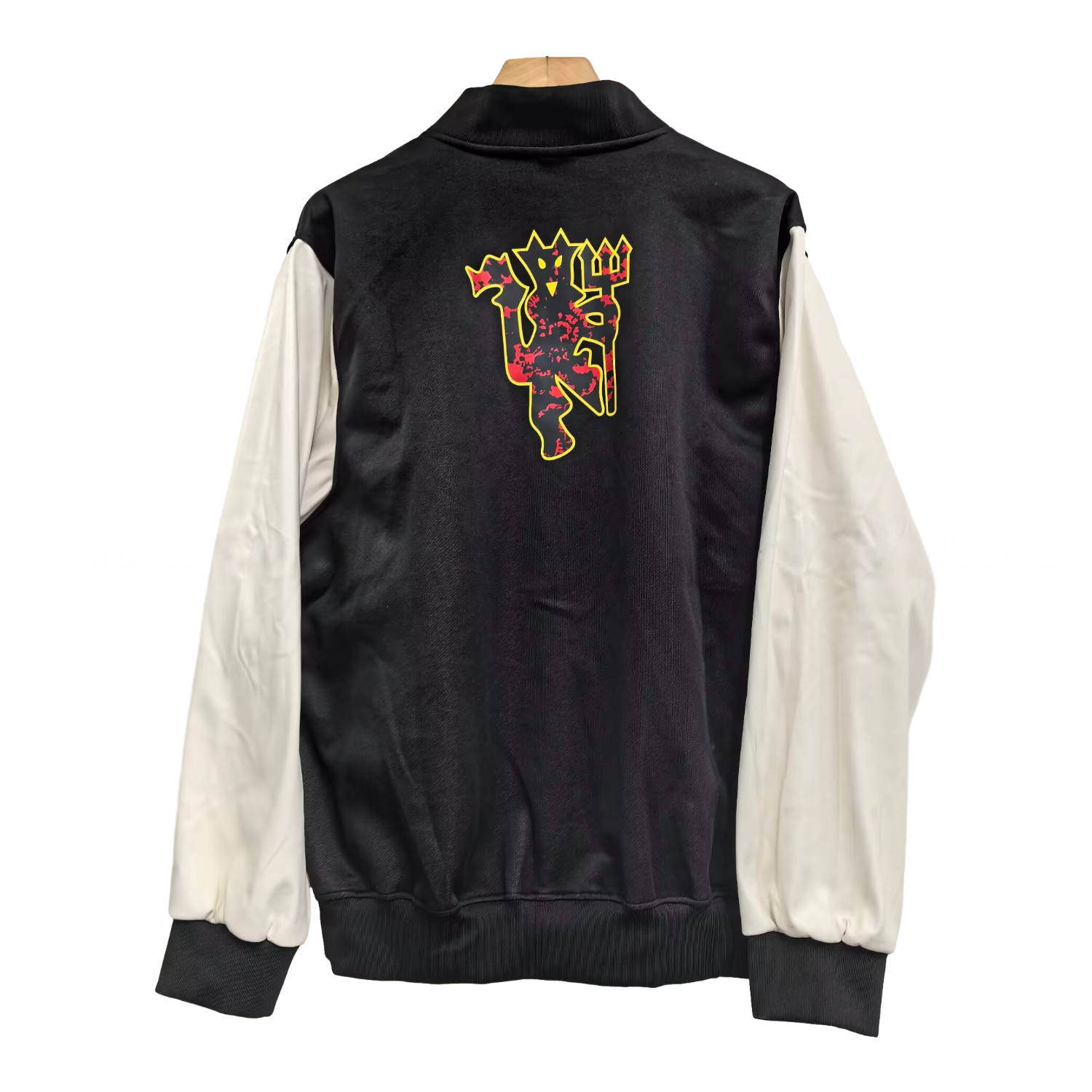 Manchester United 25-26 Throwback Windbreaker Jacket - Black And White - UnitedFutballJersey