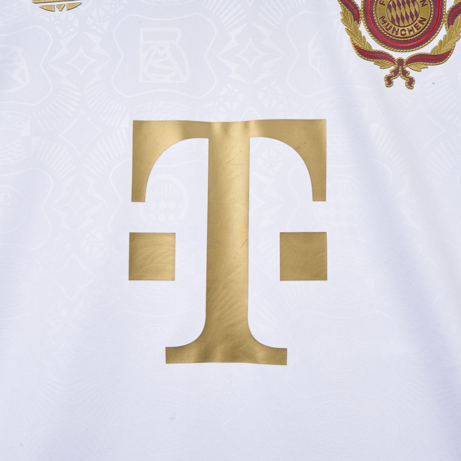 Bayern Munich 2025 White 125th Anniversary Jersey - Fans Version - UnitedFutballJersey