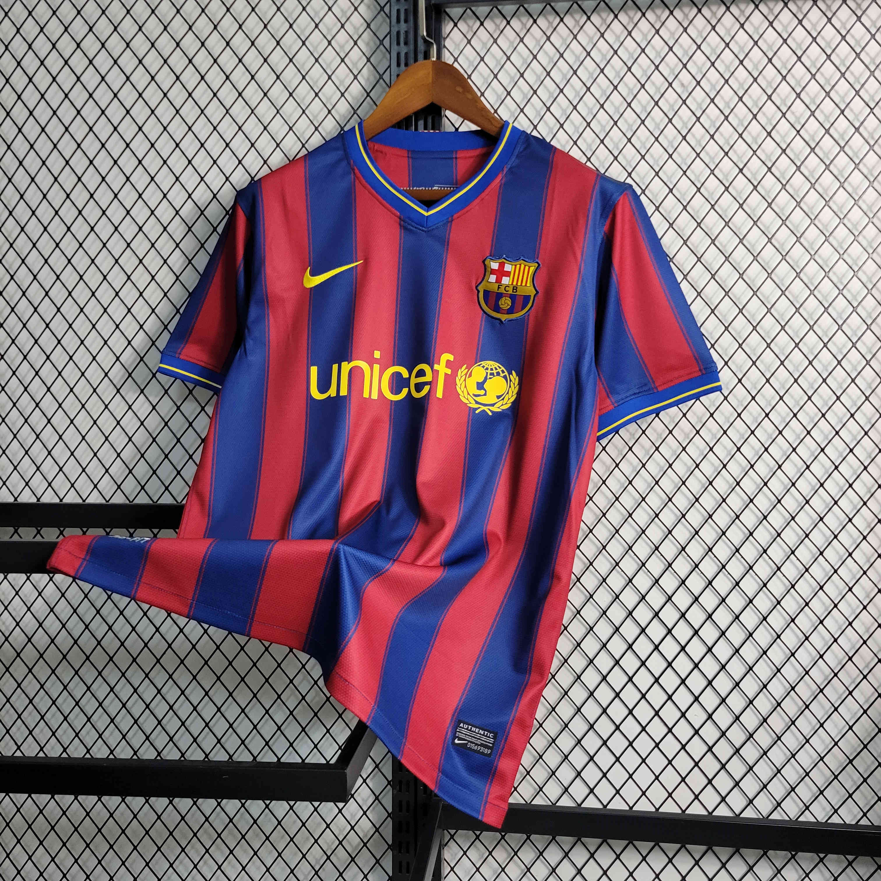 B.A.R.S.A Retro 09-10 Home Stadium Jersey - UnitedFutballJersey