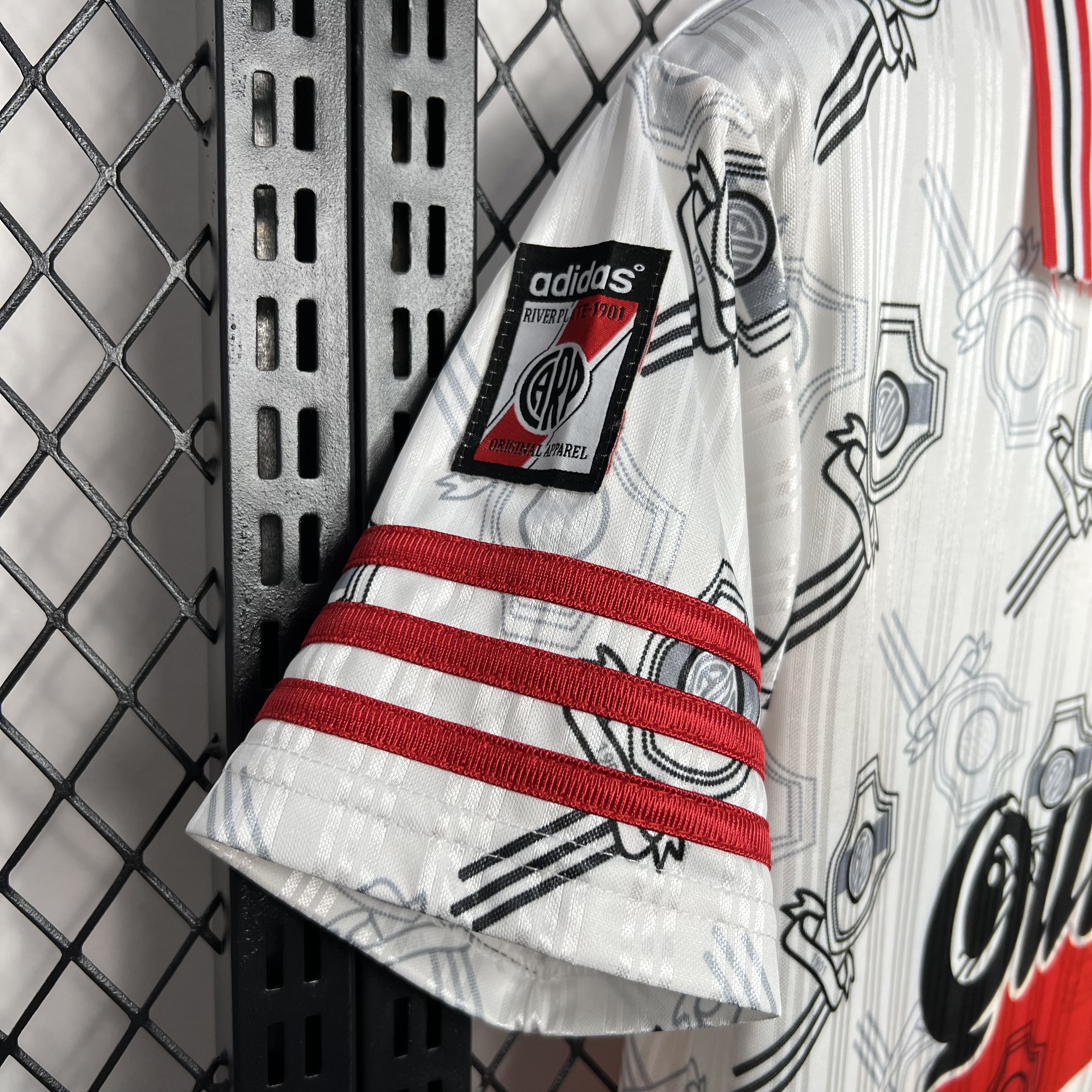 Retro River Plate 1996-97 Home Stadium Jersey - UnitedFutballJersey