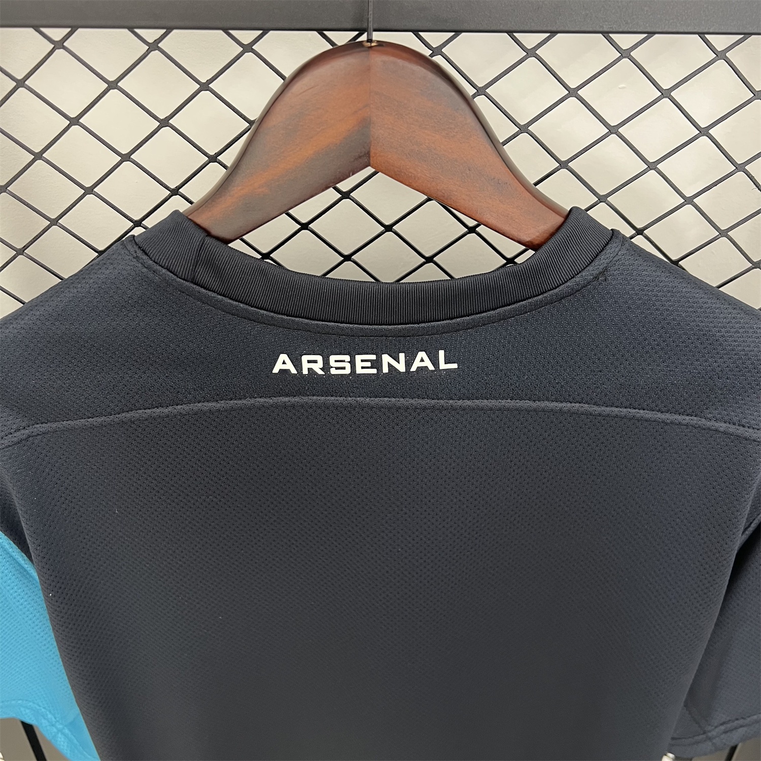 Retro Arsenal 2011-12 Away Jersey - UnitedFutballJersey