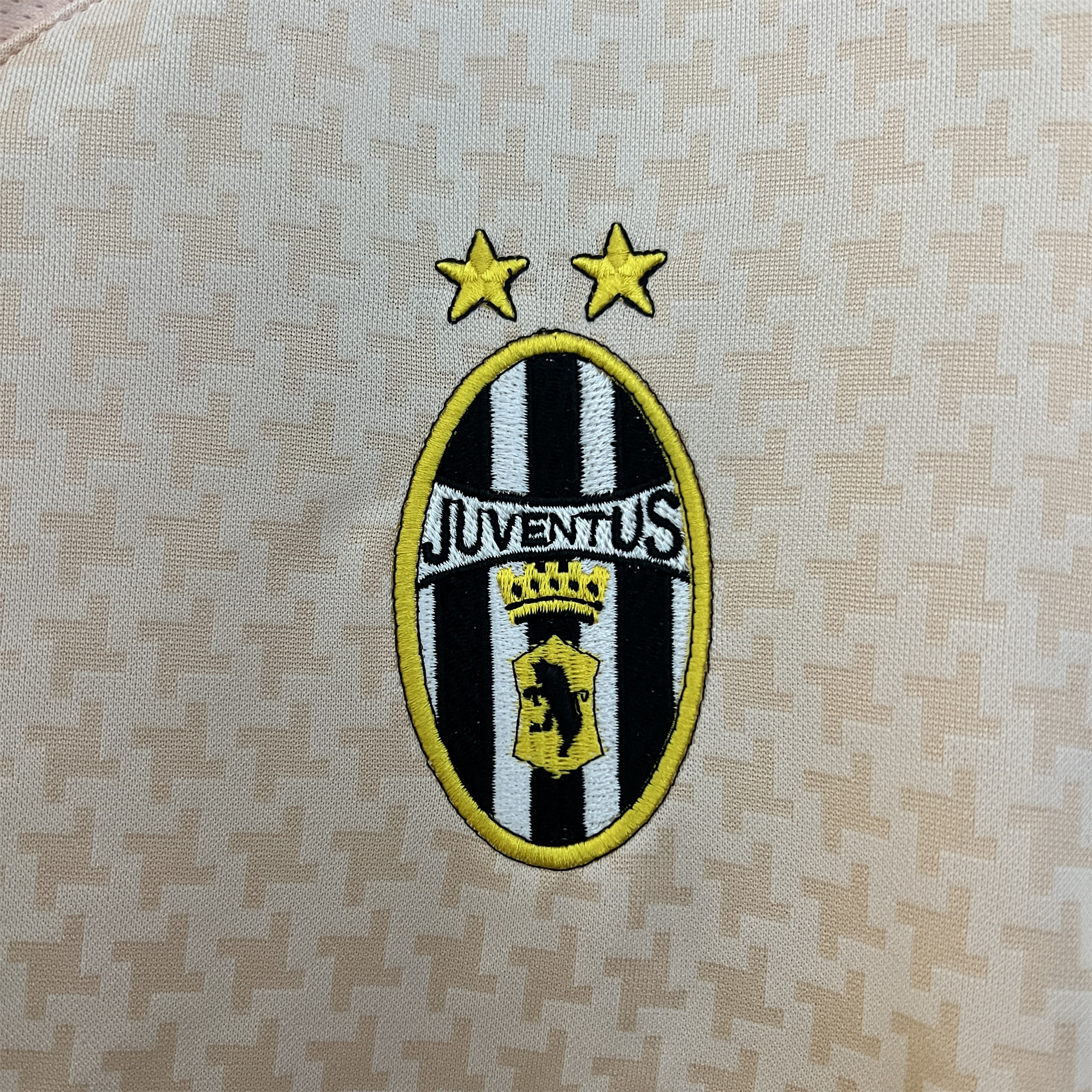 Retro Juventus 2003-04 Away Jersey - UnitedFutballJersey