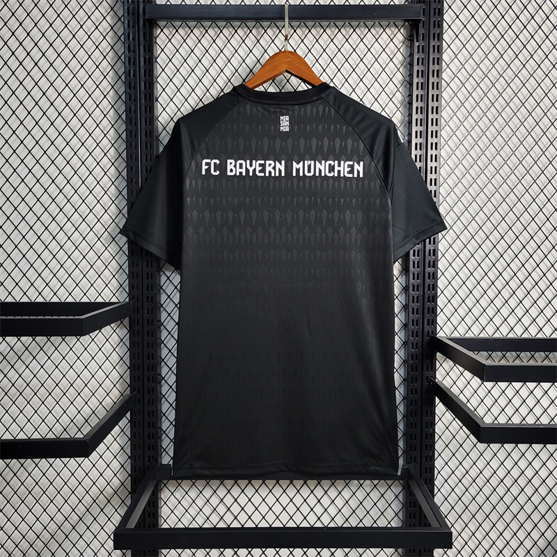 23-24 Bayern Munich Black Jersey Fans Jersey - Goalkeeper - UnitedFutballJersey