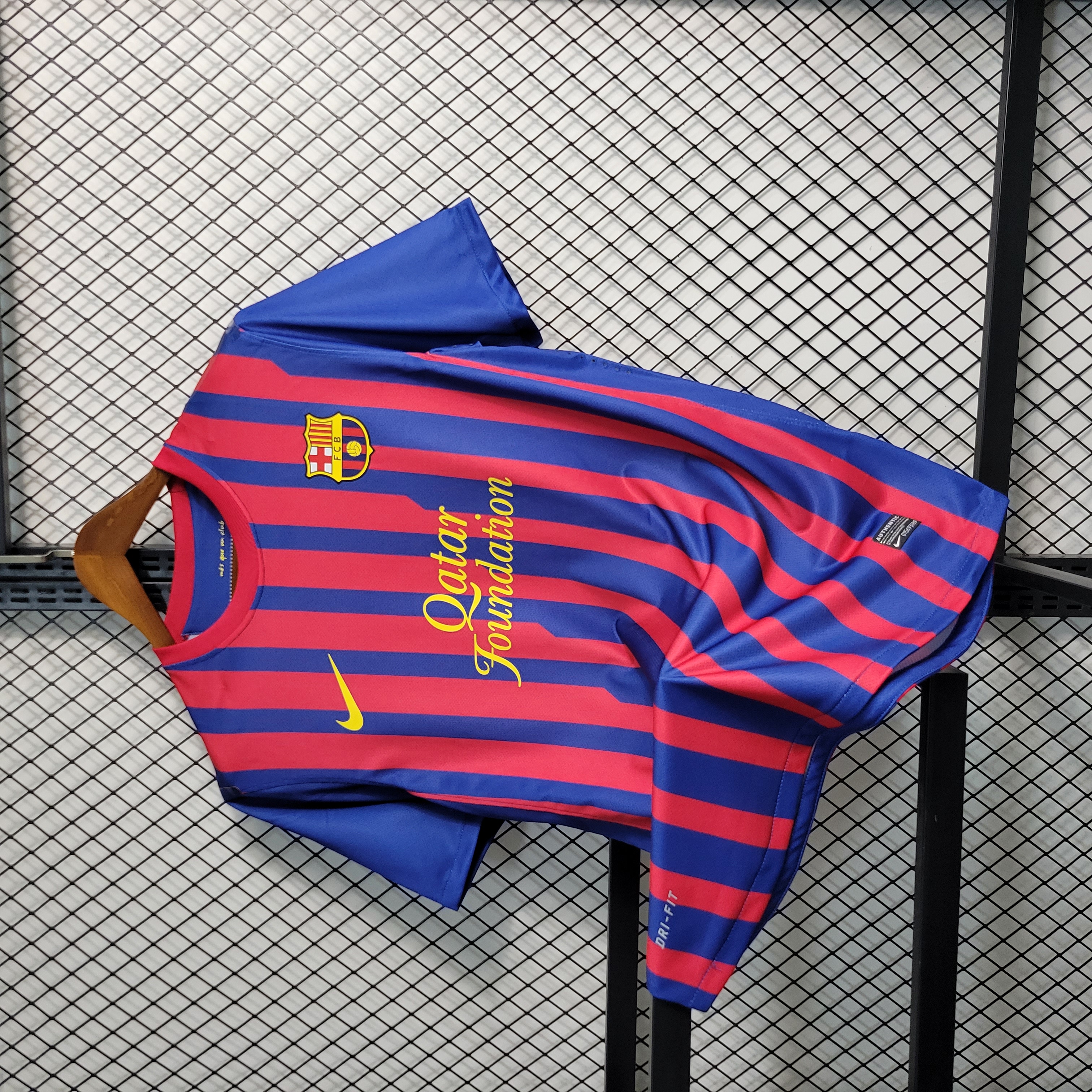 B.A.R.S.A Retro 11-12 Home Stadium Jersey - UnitedFutballJersey
