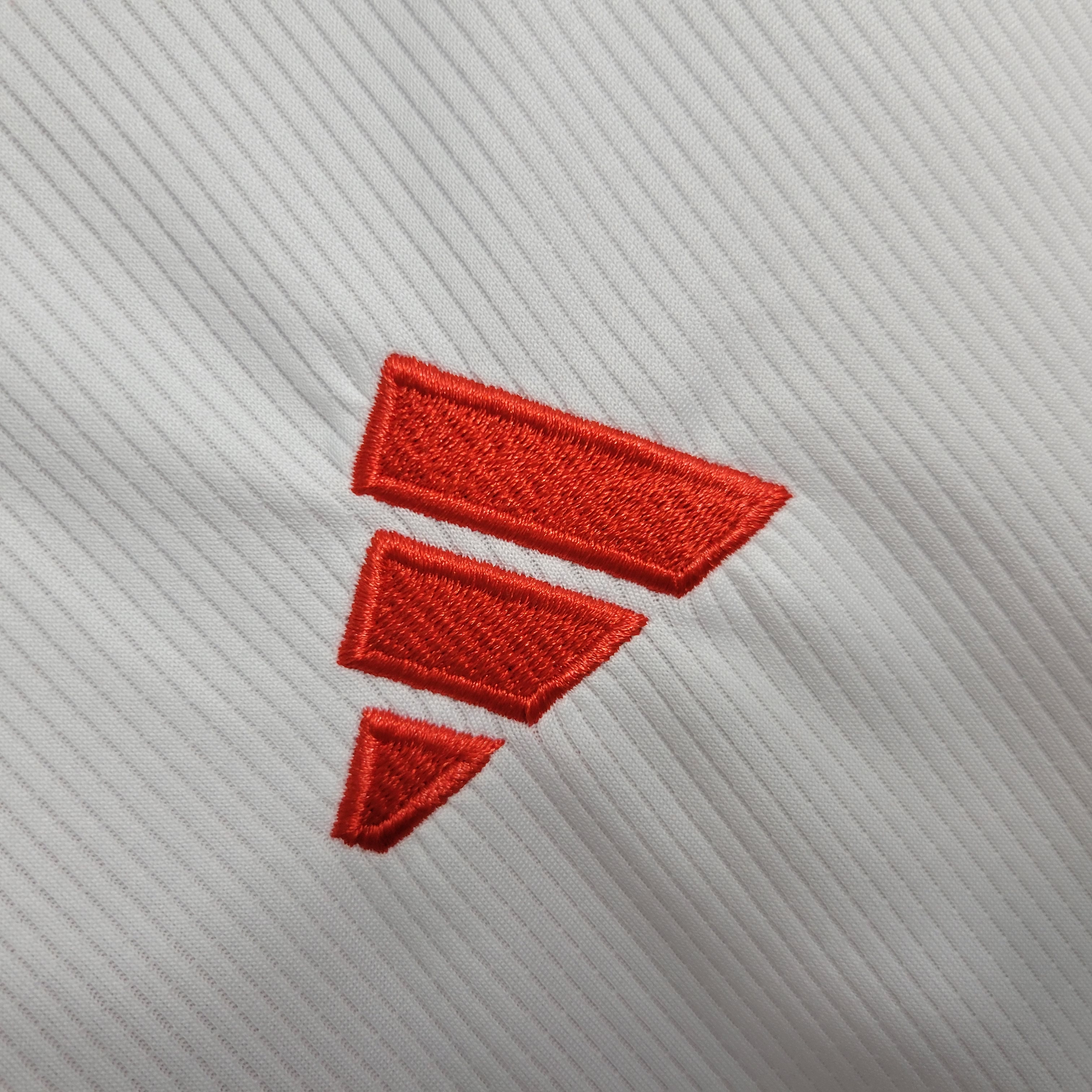 Bayern Munich 23-24 Home Long Sleeve Jersey - Fans Version - UnitedFutballJersey