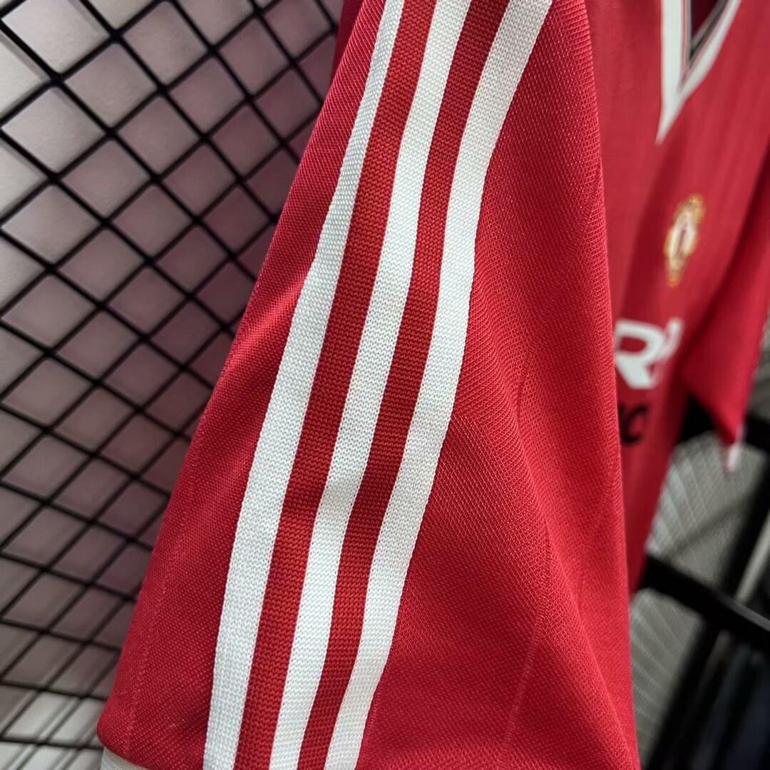 Manchester United Retro 82-83 Home Stadium Jersey - UnitedFutballJersey
