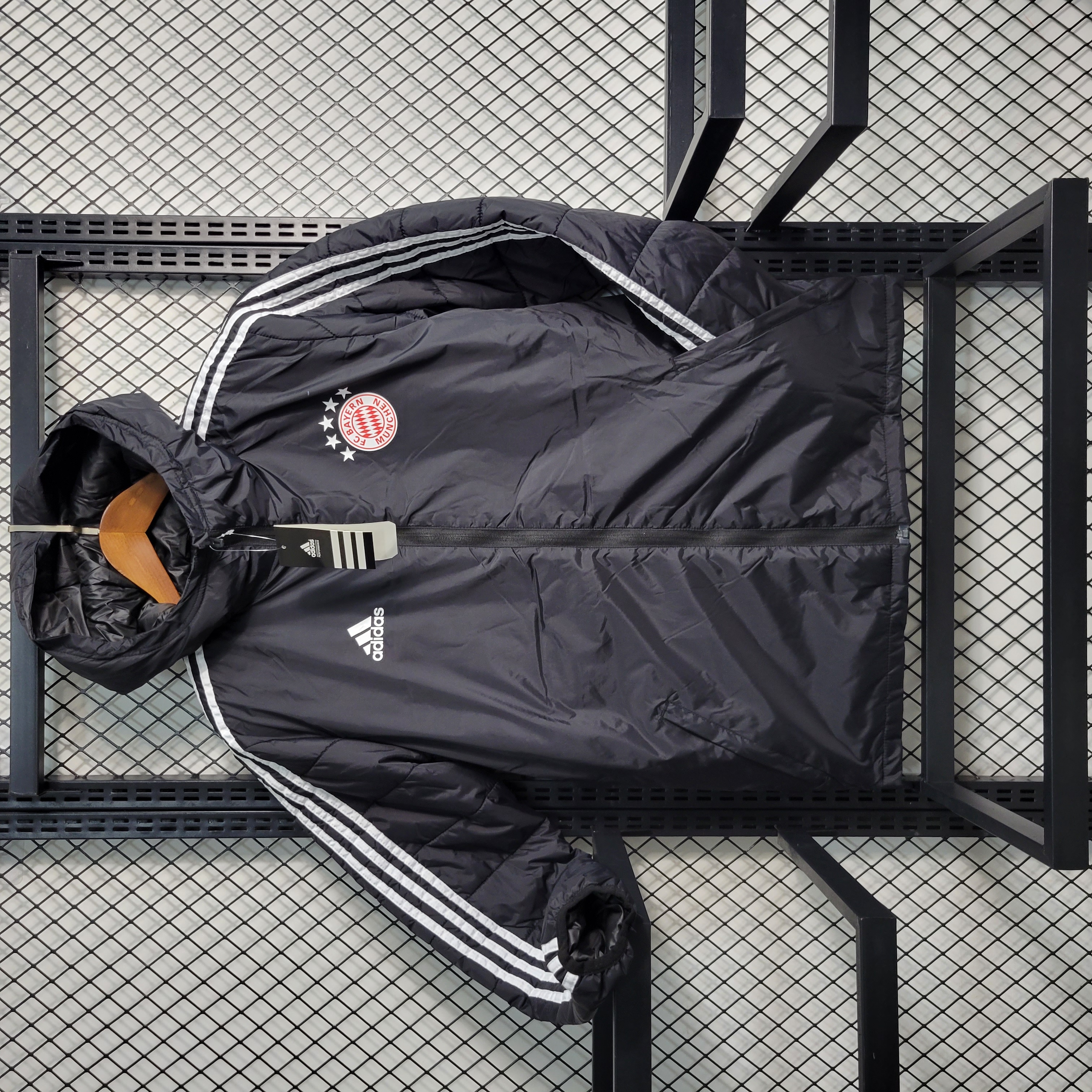 Bayern Munich 23-24 Men's Hooded Thermal Cotton Jacket Black - UnitedFutballJersey