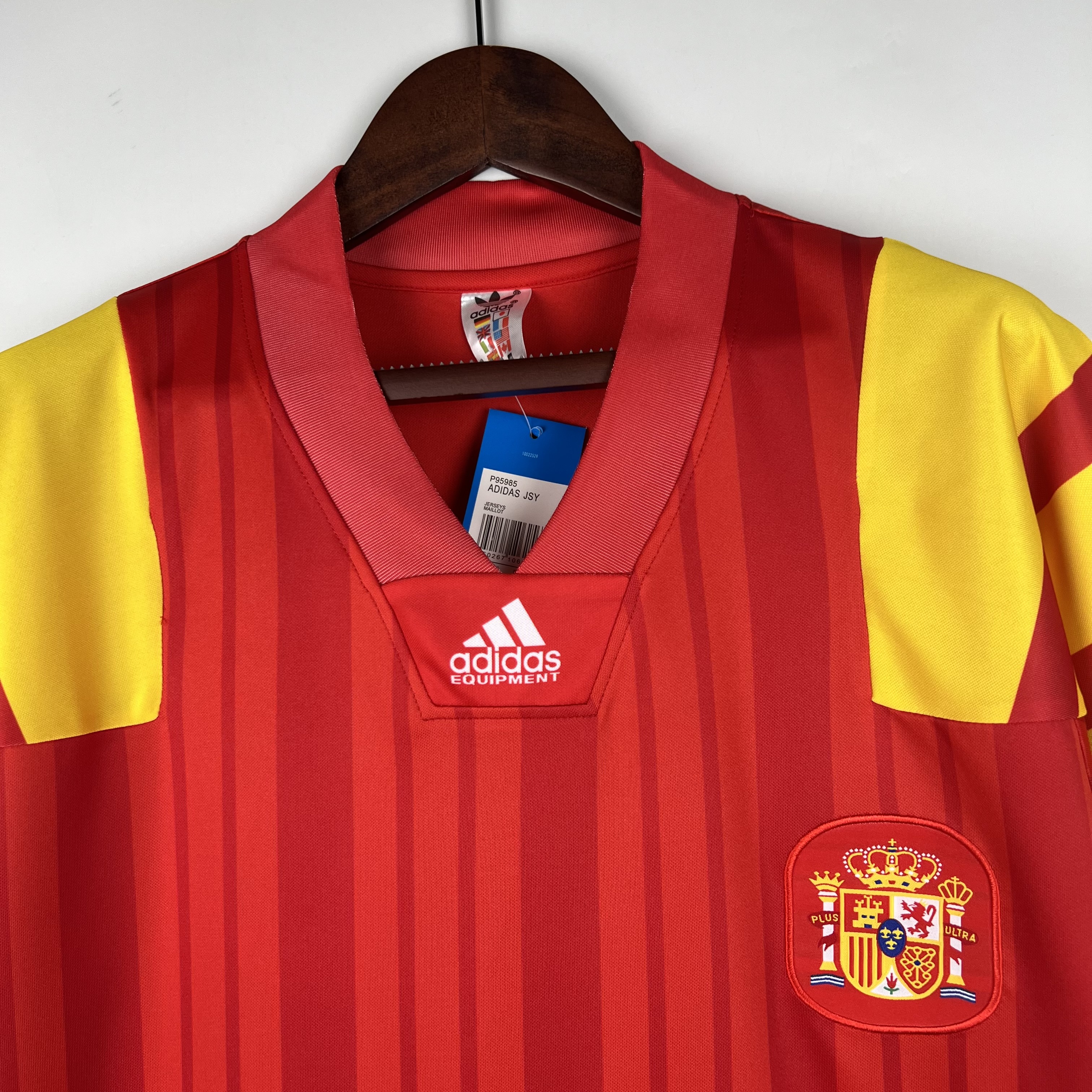 Retro Spain 1992 Home Stadium Jersey - UnitedFutballJersey