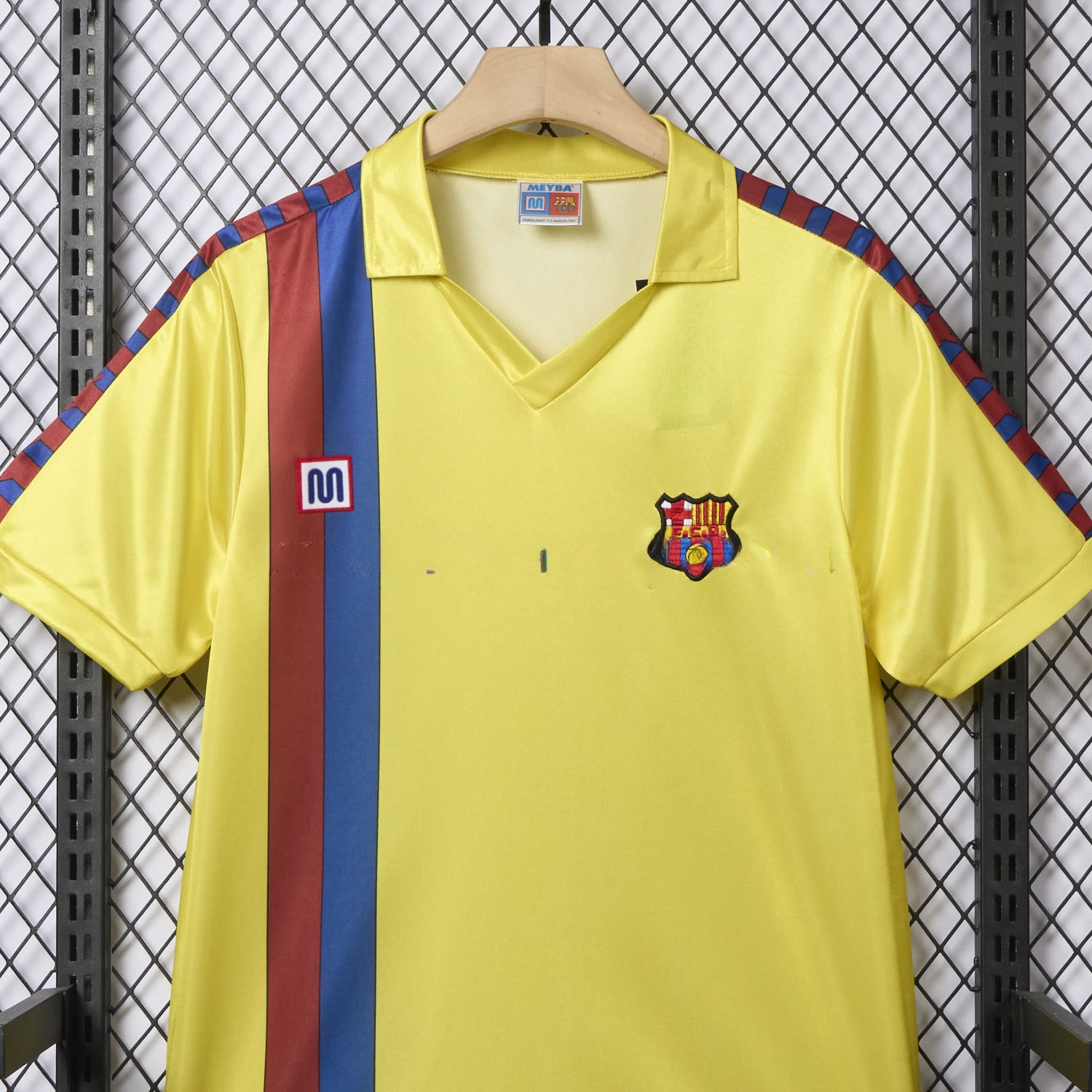 Retro B.A.R.S.A 1982-84 Away Yellow Jersey - UnitedFutballJersey