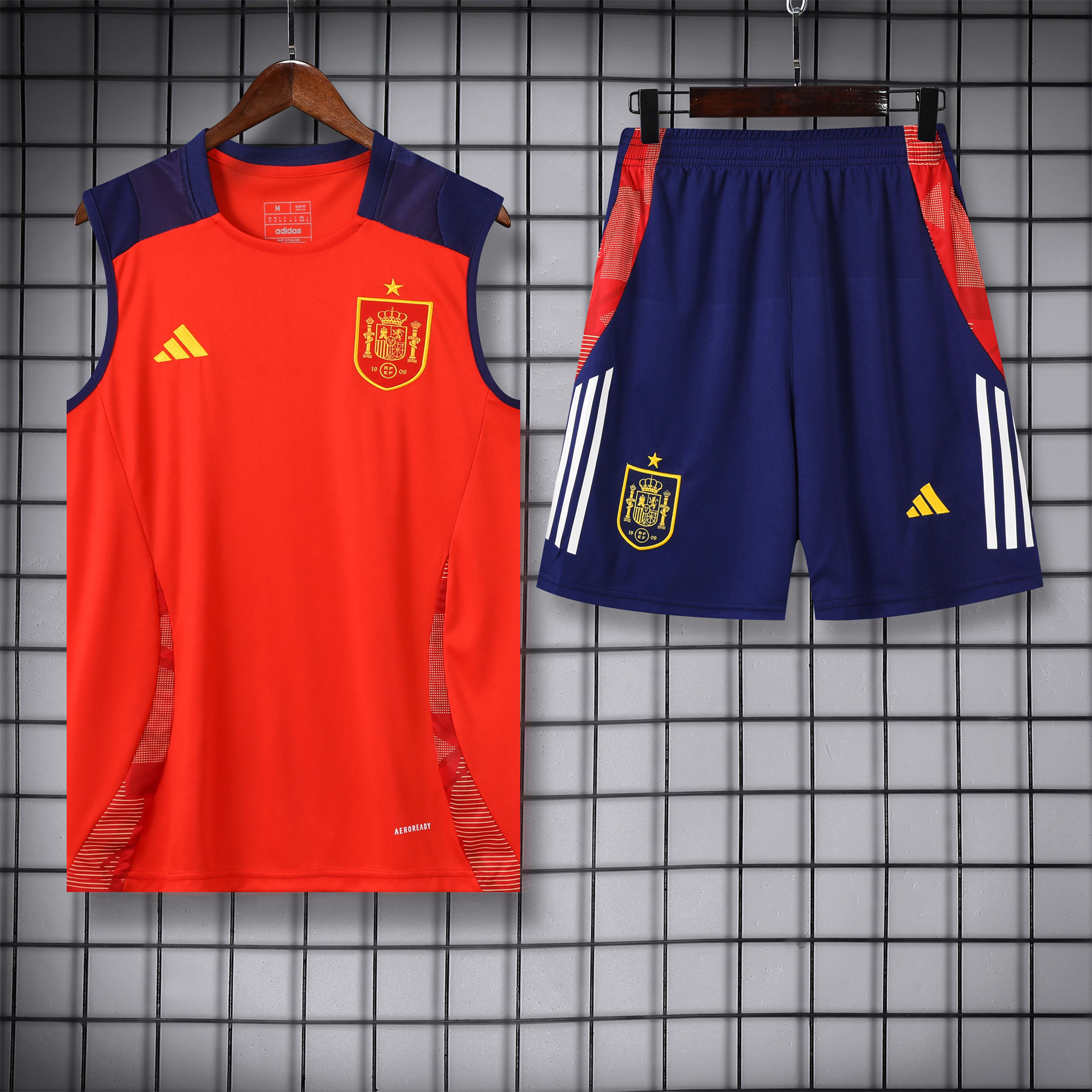 Spain 24-25 Vest Training Set - Red - UnitedFutballJersey