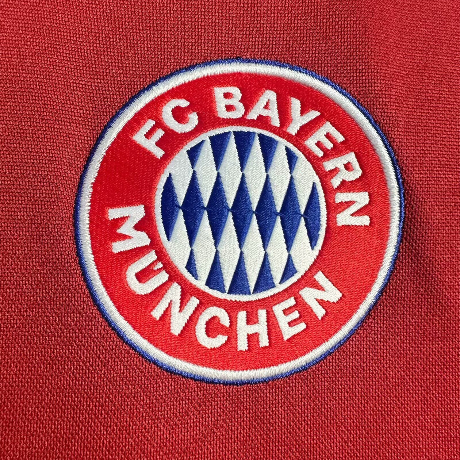 Retro Bayern Munich 2001-02 Home Jersey - UnitedFutballJersey