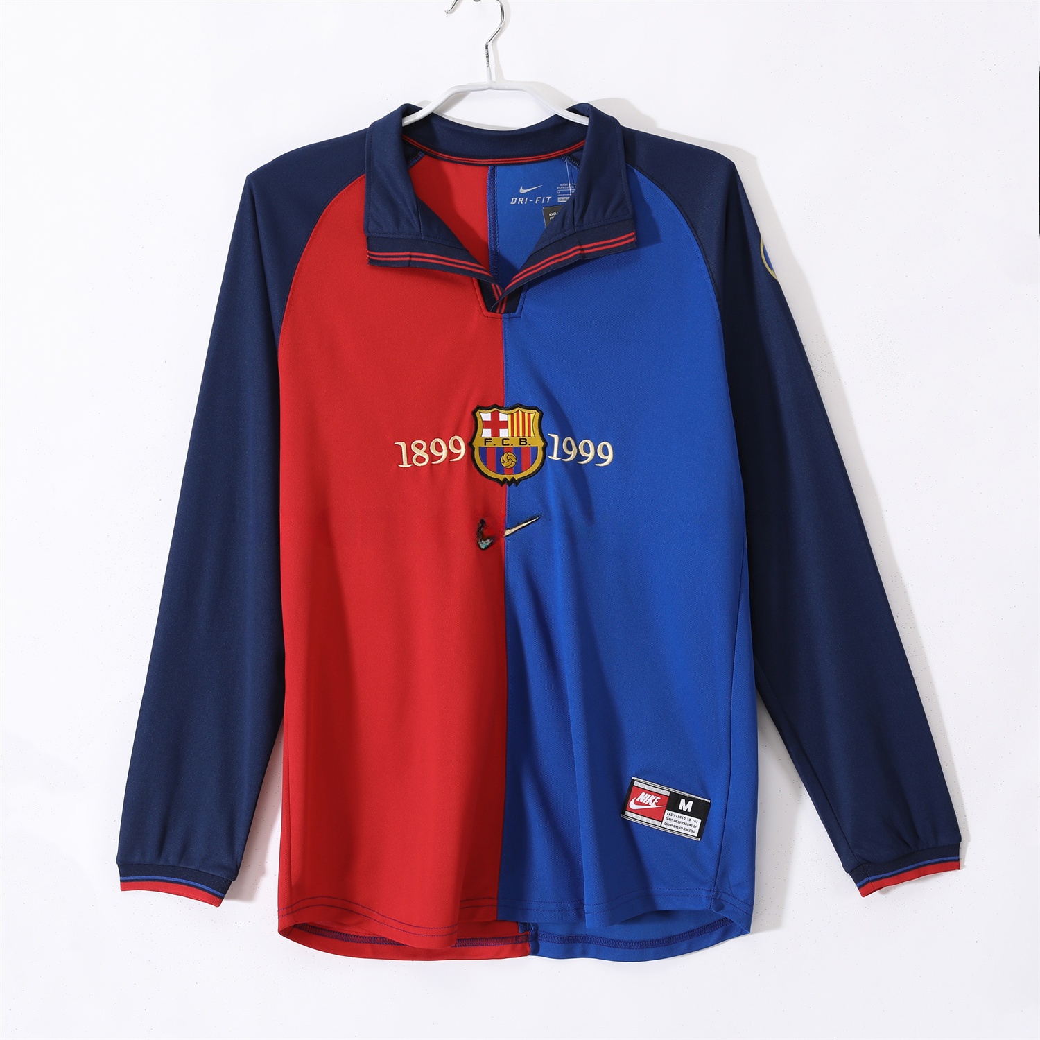 B.A.R.S.A Retro 99-00 Home Long Sleeves Jersey - UnitedFutballJersey