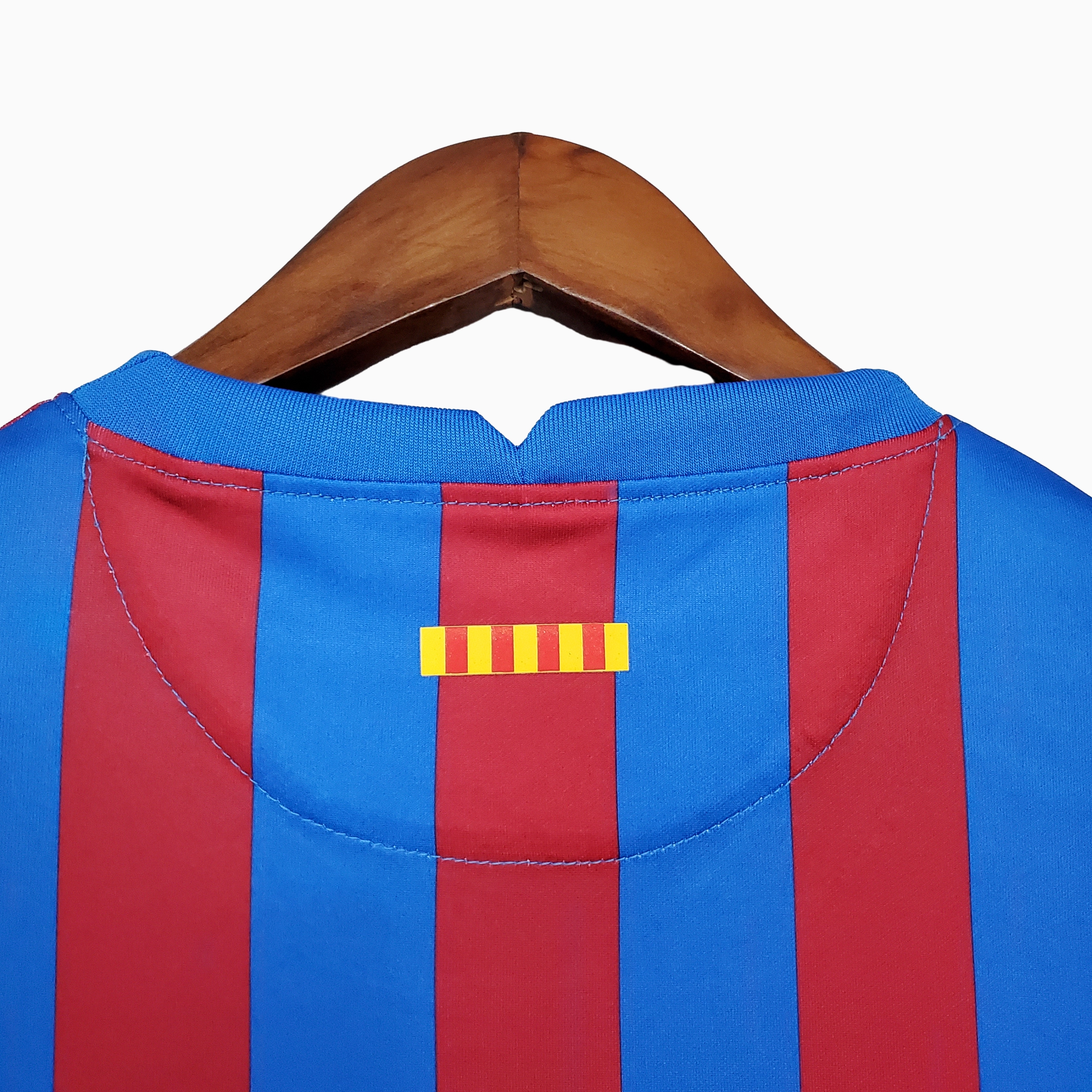 B.A.R.S.A Retro 21-22 Home Stadium Jersey - UnitedFutballJersey
