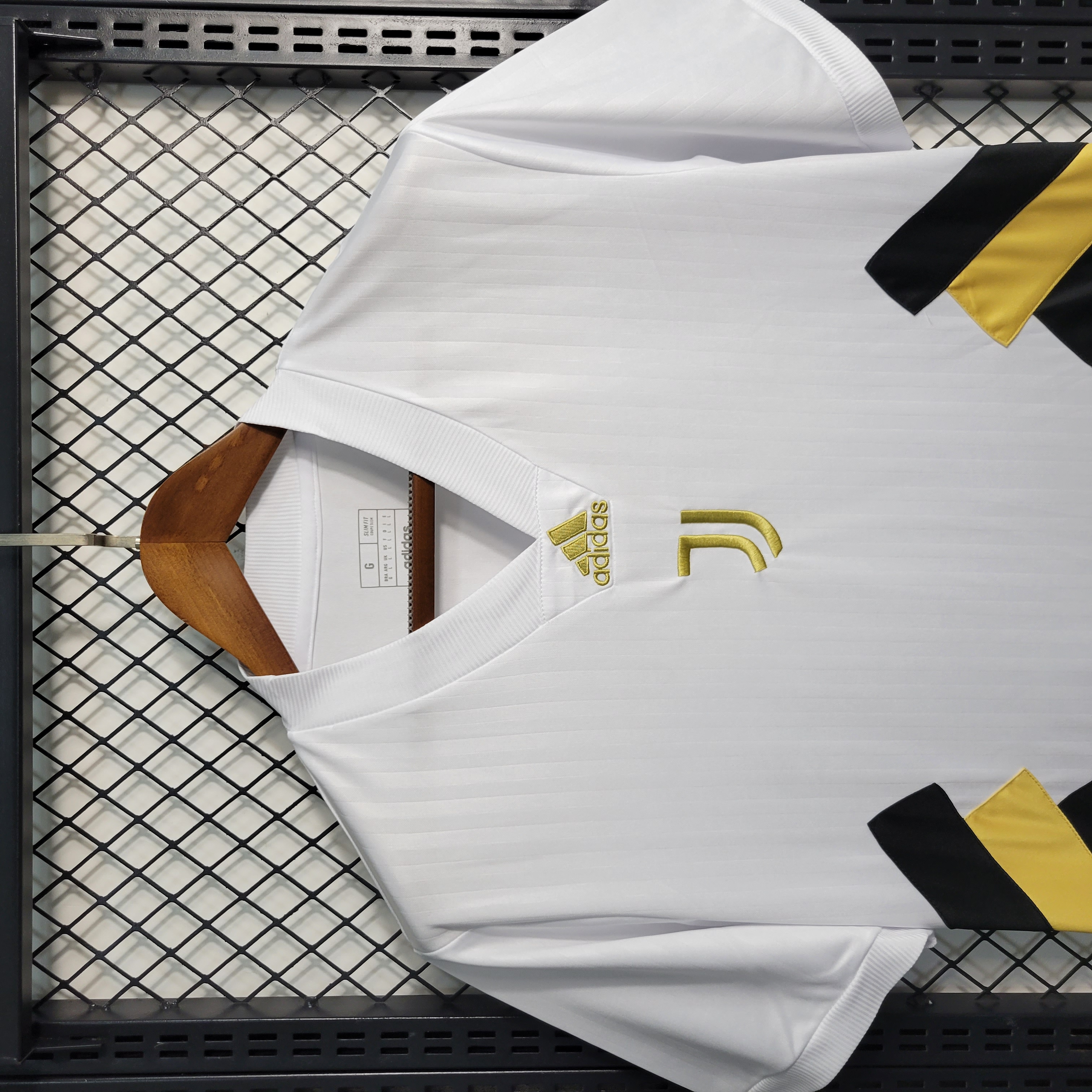 23-24 Juventus White Fans Speical Jersey - UnitedFutballJersey