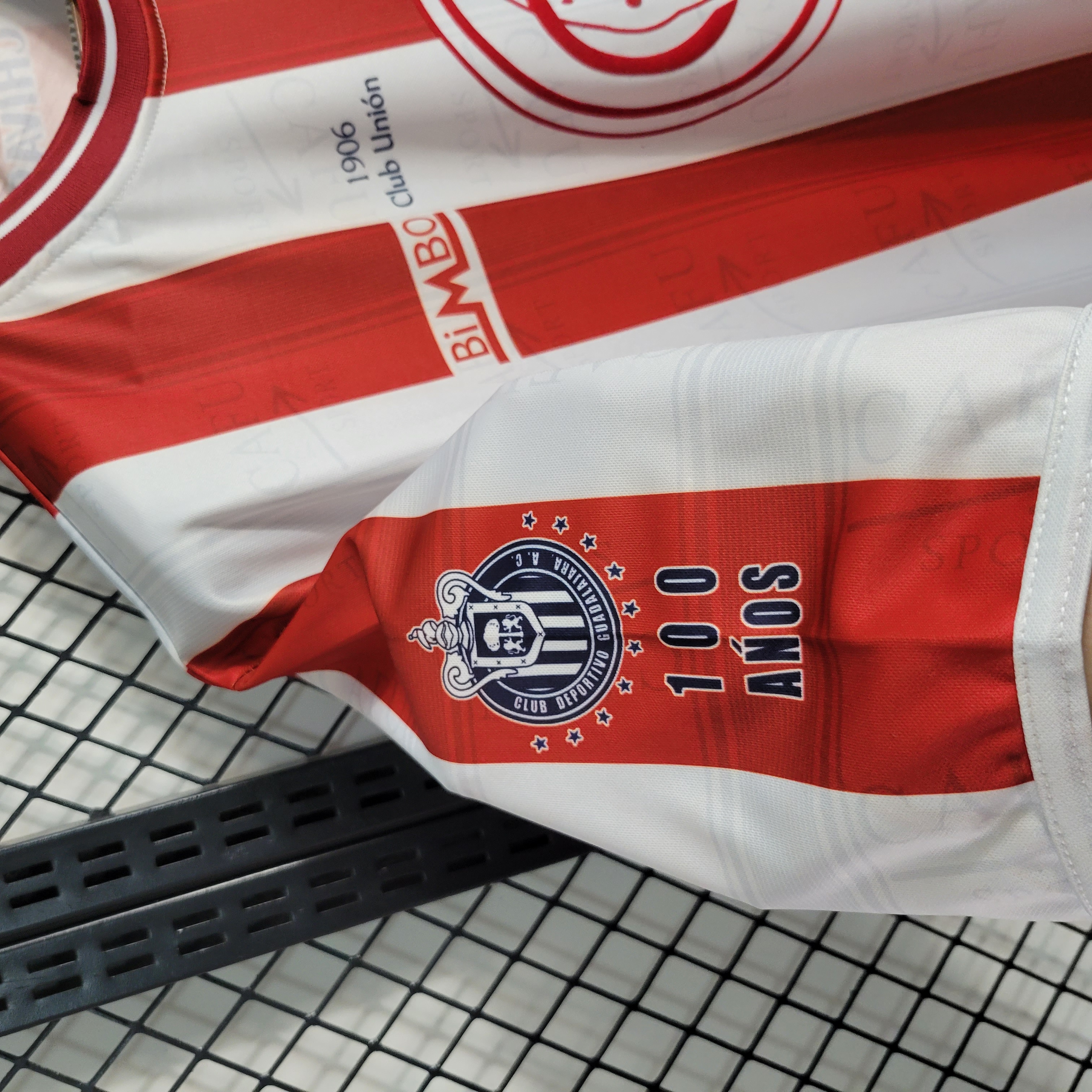 Retro Chivas de Guadalajara 2006 100th Anniversary Special Edition Jersey - UnitedFutballJersey