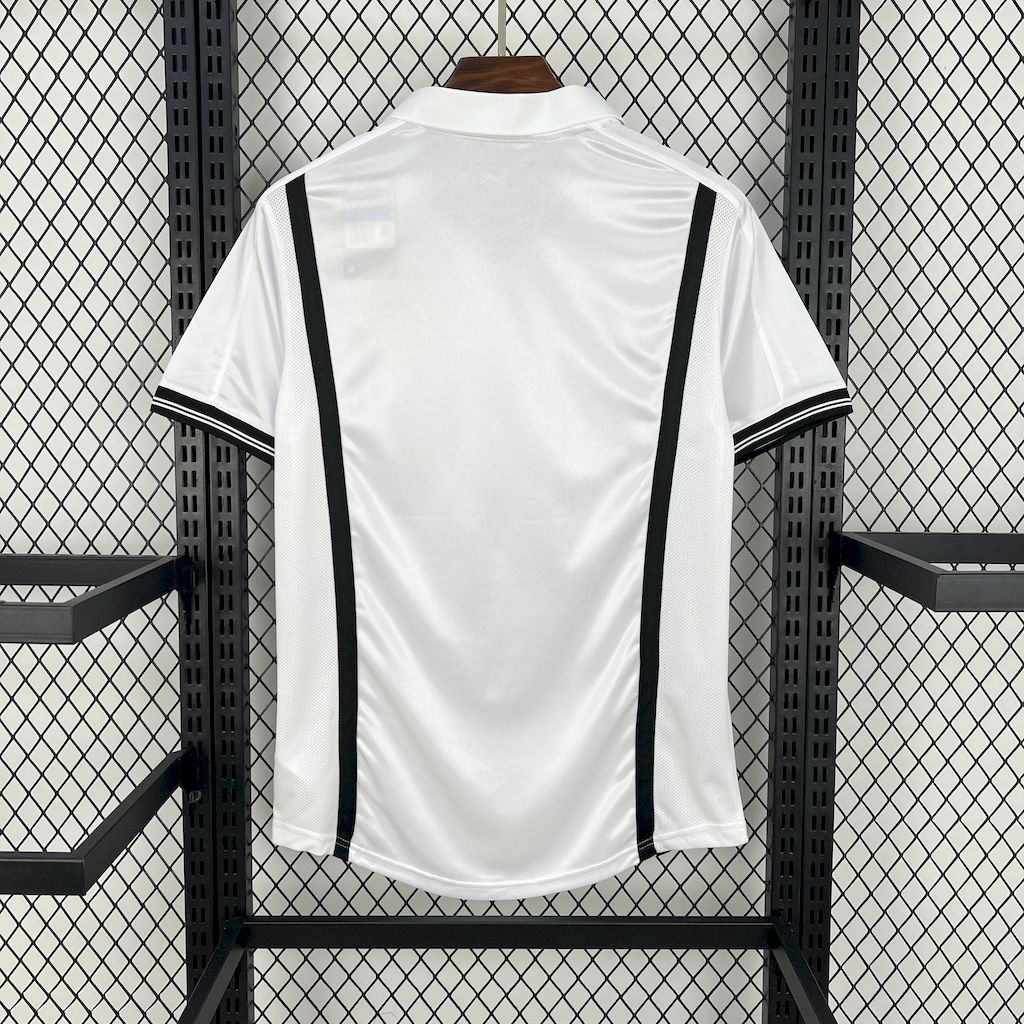 Retro Valencia 2000-01 Home Jersey - UnitedFutballJersey