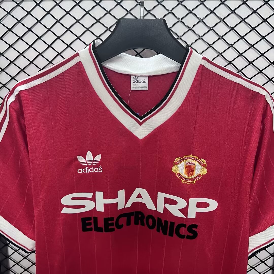 Manchester United Retro 82-83 Home Stadium Jersey - UnitedFutballJersey