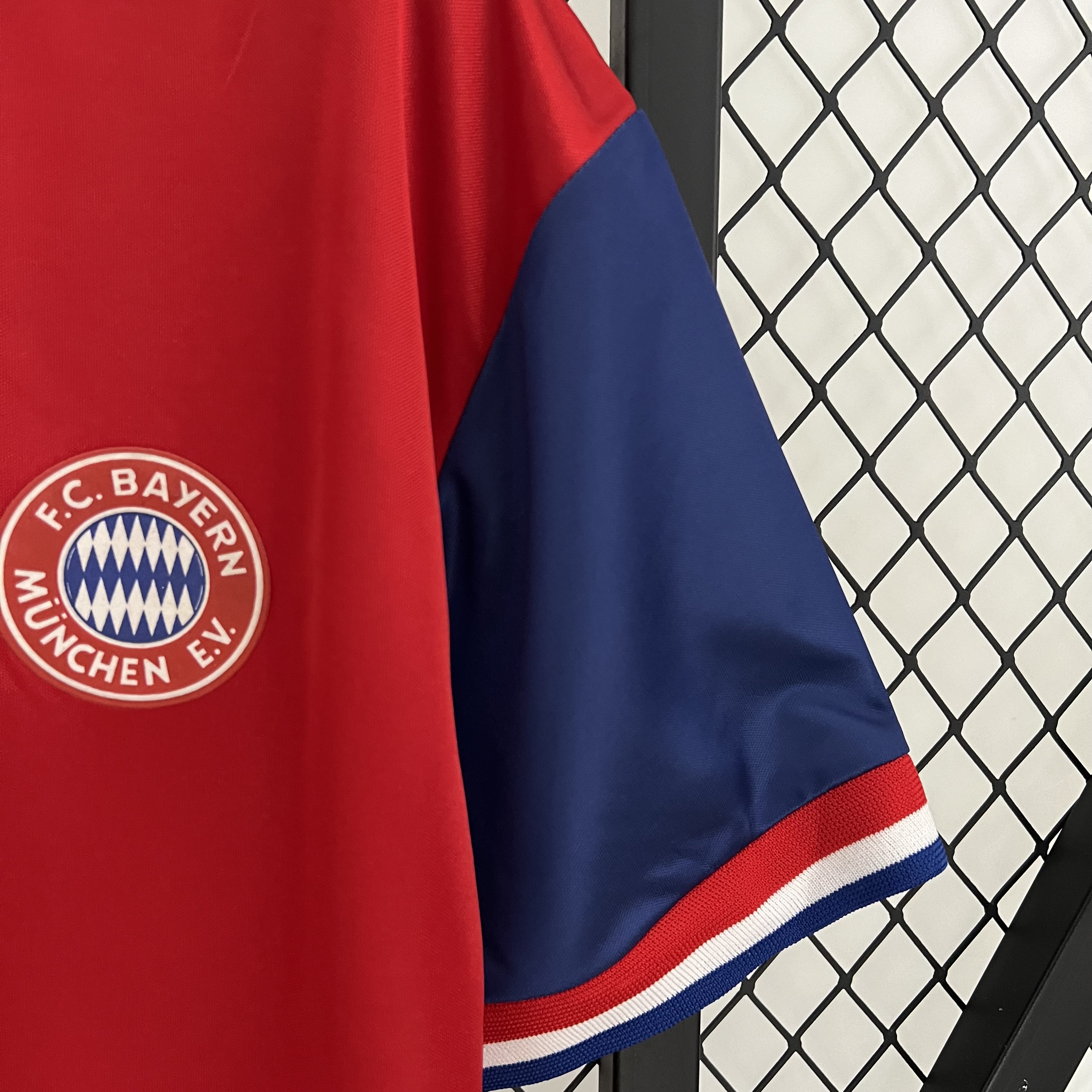 Retro Bayern Munich 93-95 Home Stadium Jersey - UnitedFutballJersey