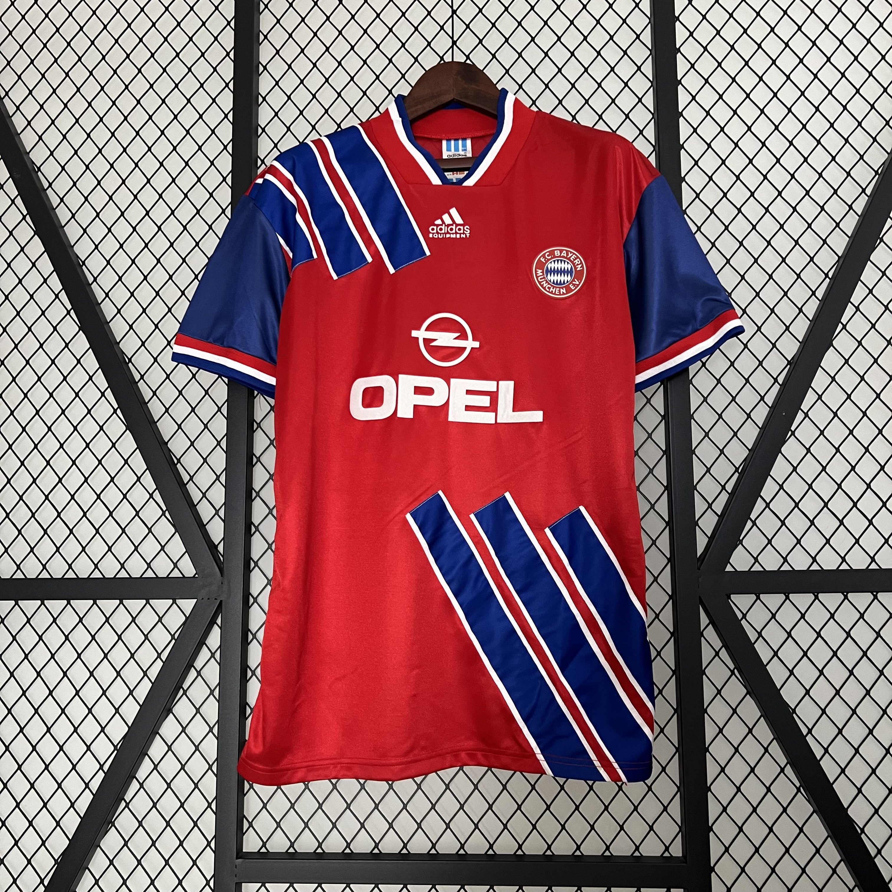Retro Bayern Munich 93-95 Home Stadium Jersey - UnitedFutballJersey