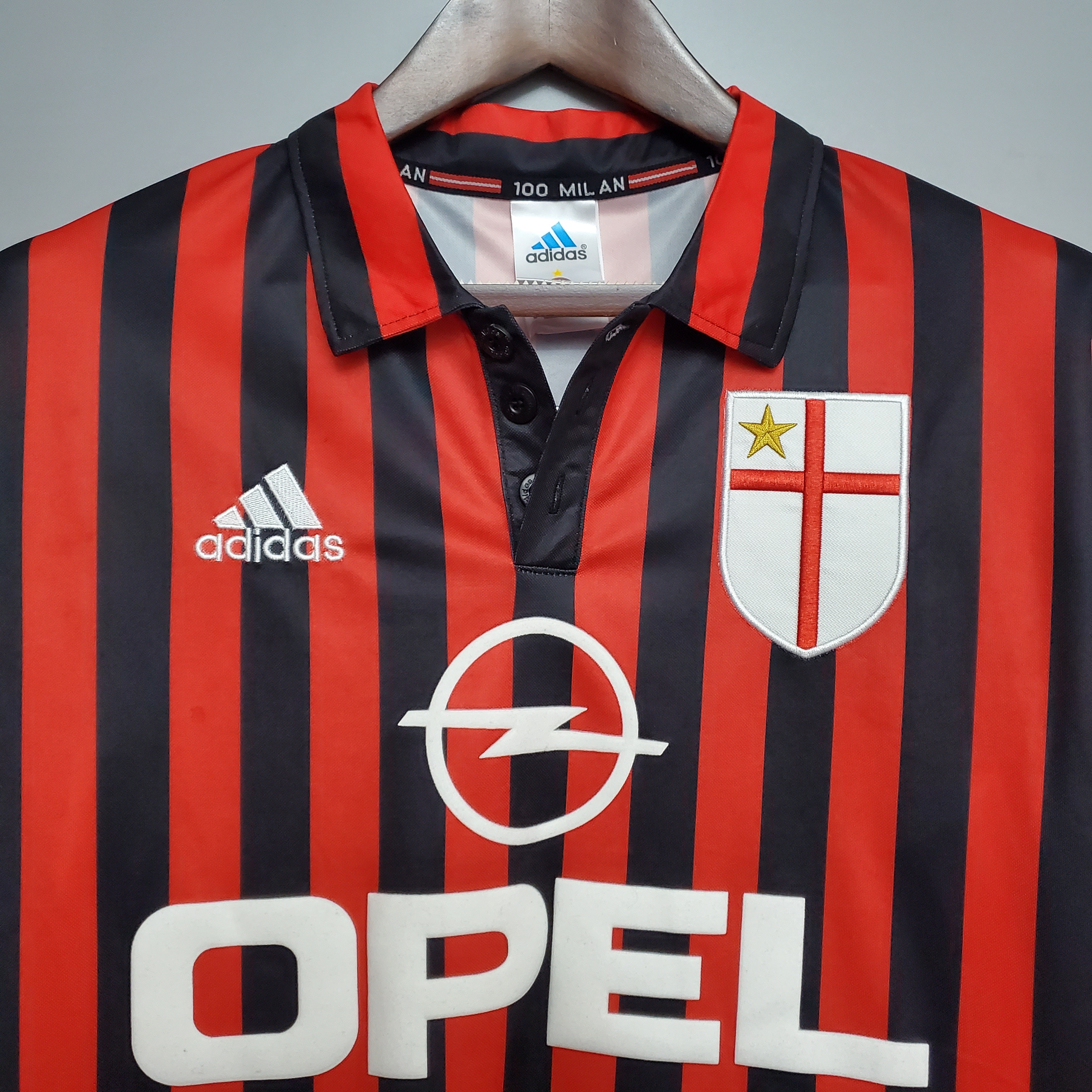 Retro AC Milan 99-00 Home Stadium Jersey - UnitedFutballJersey