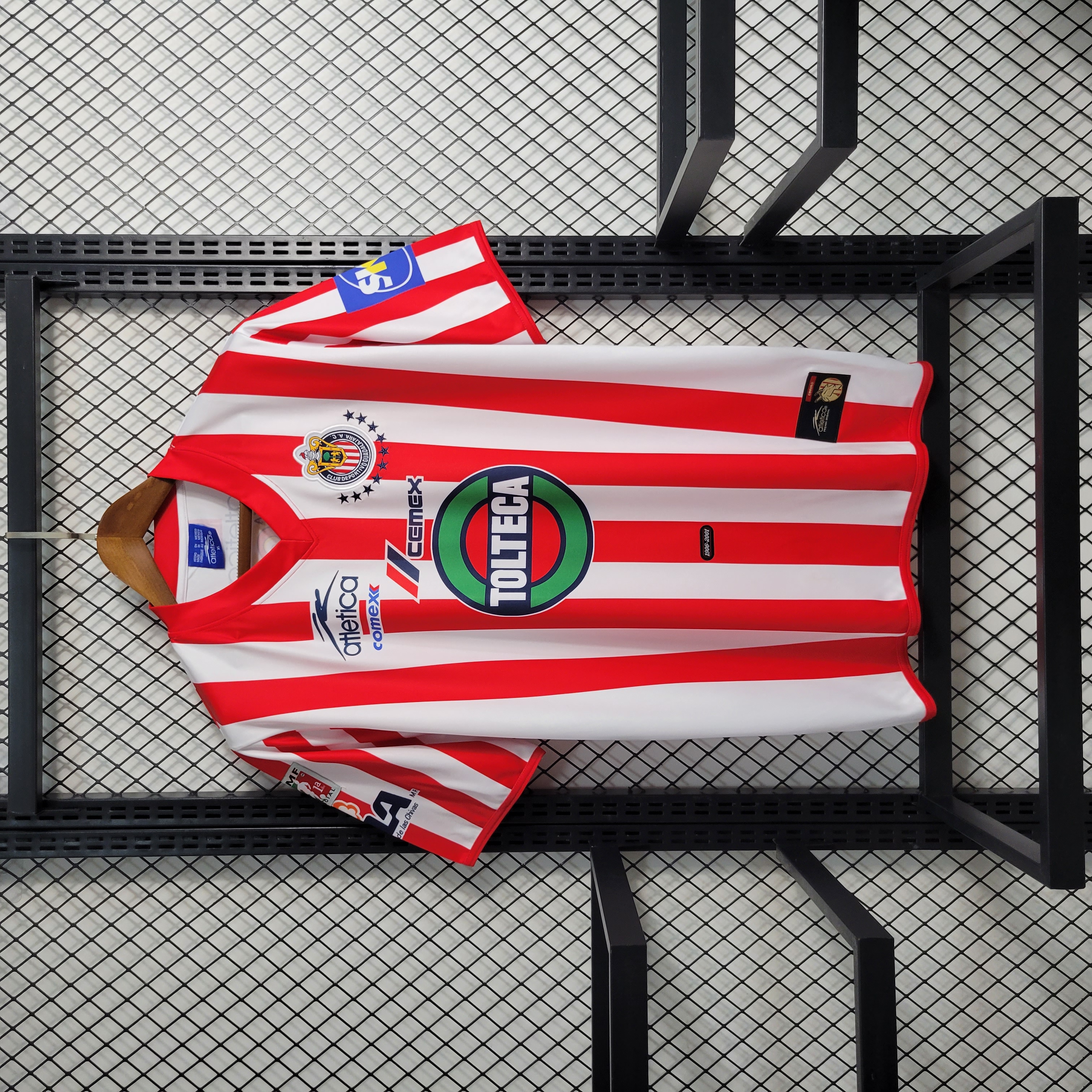 Retro Chivas de Guadalajara 01-02 Home Stadium Jersey - UnitedFutballJersey