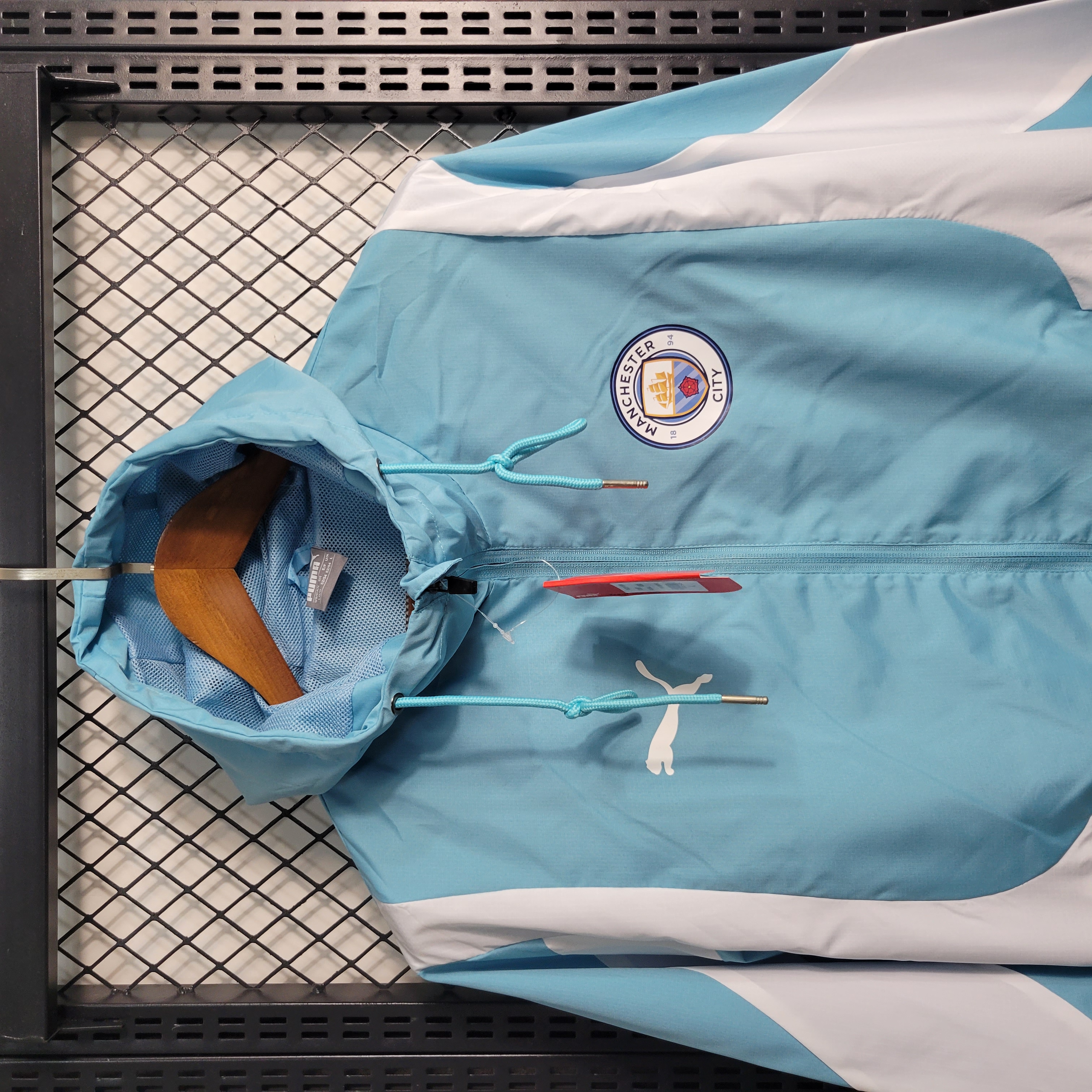 Manchester City 23-24 Windbreaker Light Blue - UnitedFutballJersey