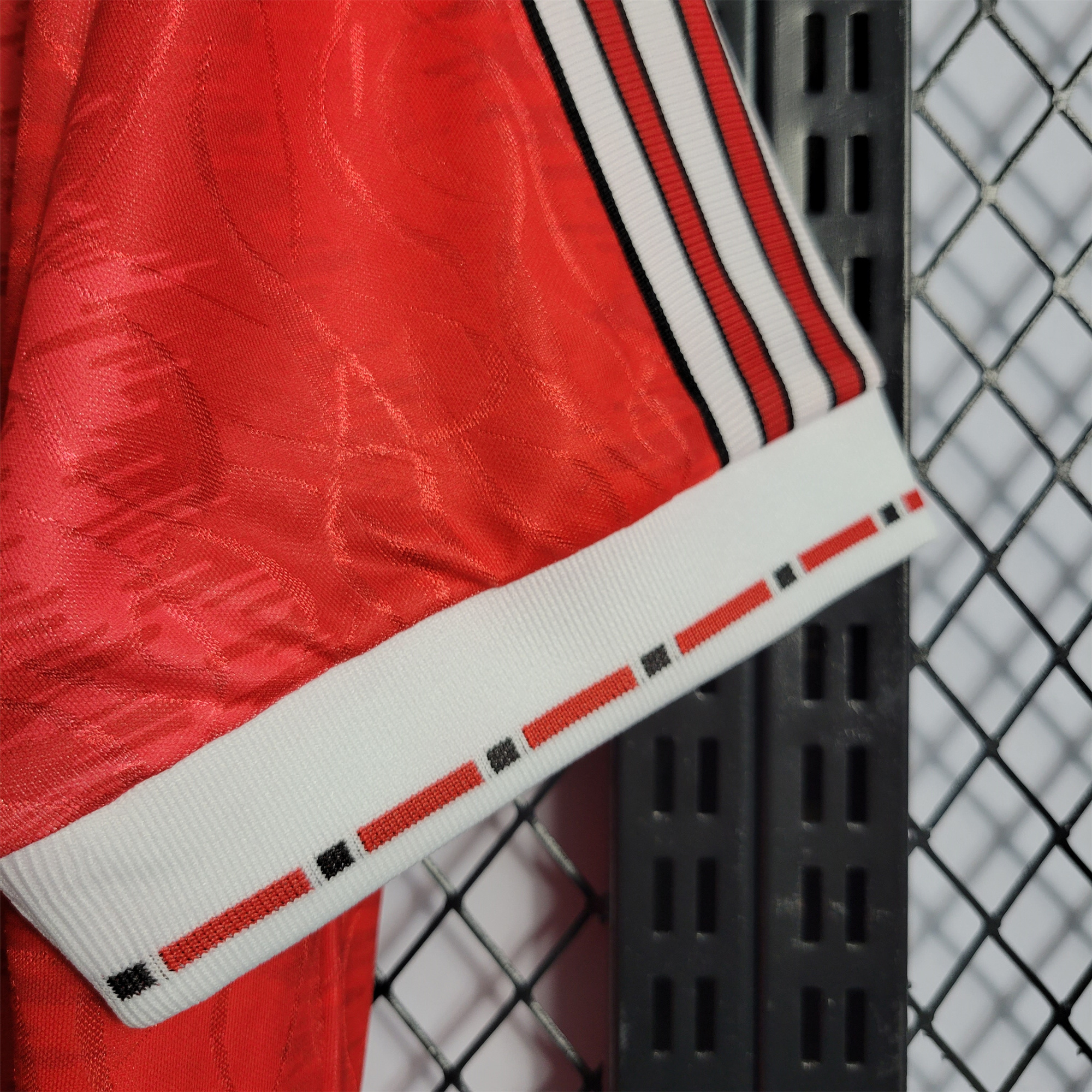 Retro Manchester United 90-92 Home Stadium Jersey - UnitedFutballJersey