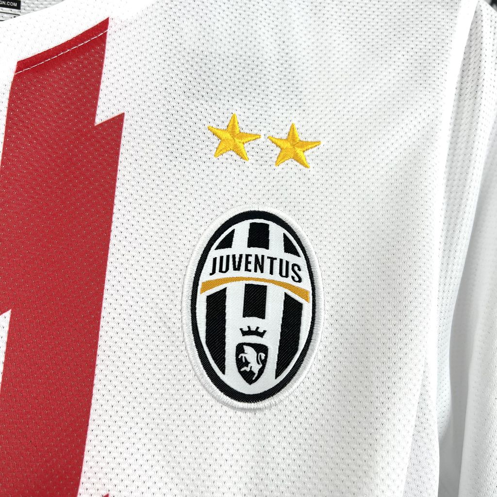 Retro Juventus 2010-11 Away Jersey - UnitedFutballJersey
