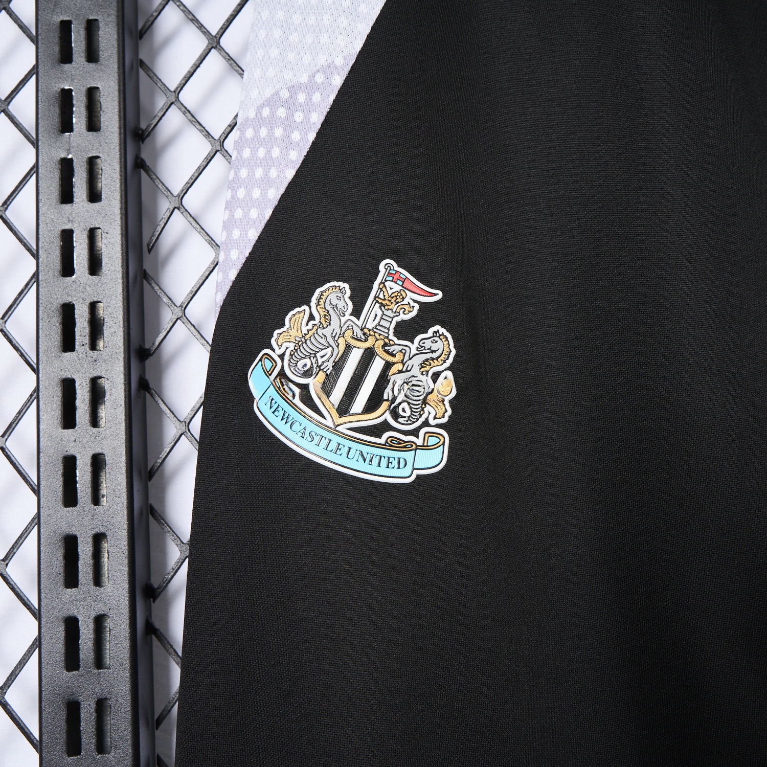 Newcastle United 24-25 Black Training Pants - Player Version - UnitedFutballJersey