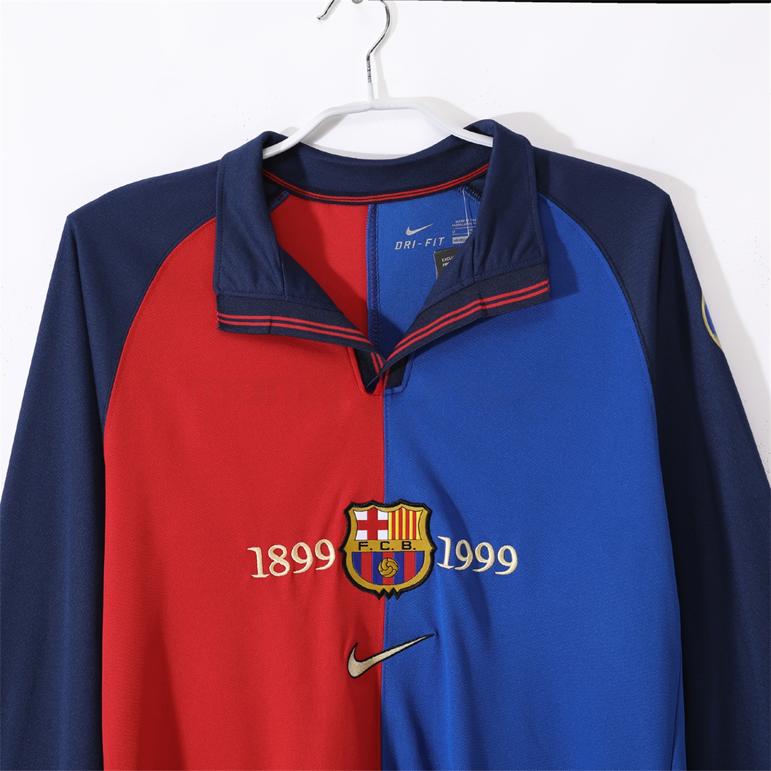 B.A.R.S.A Retro 99-00 Home Long Sleeves Jersey - UnitedFutballJersey
