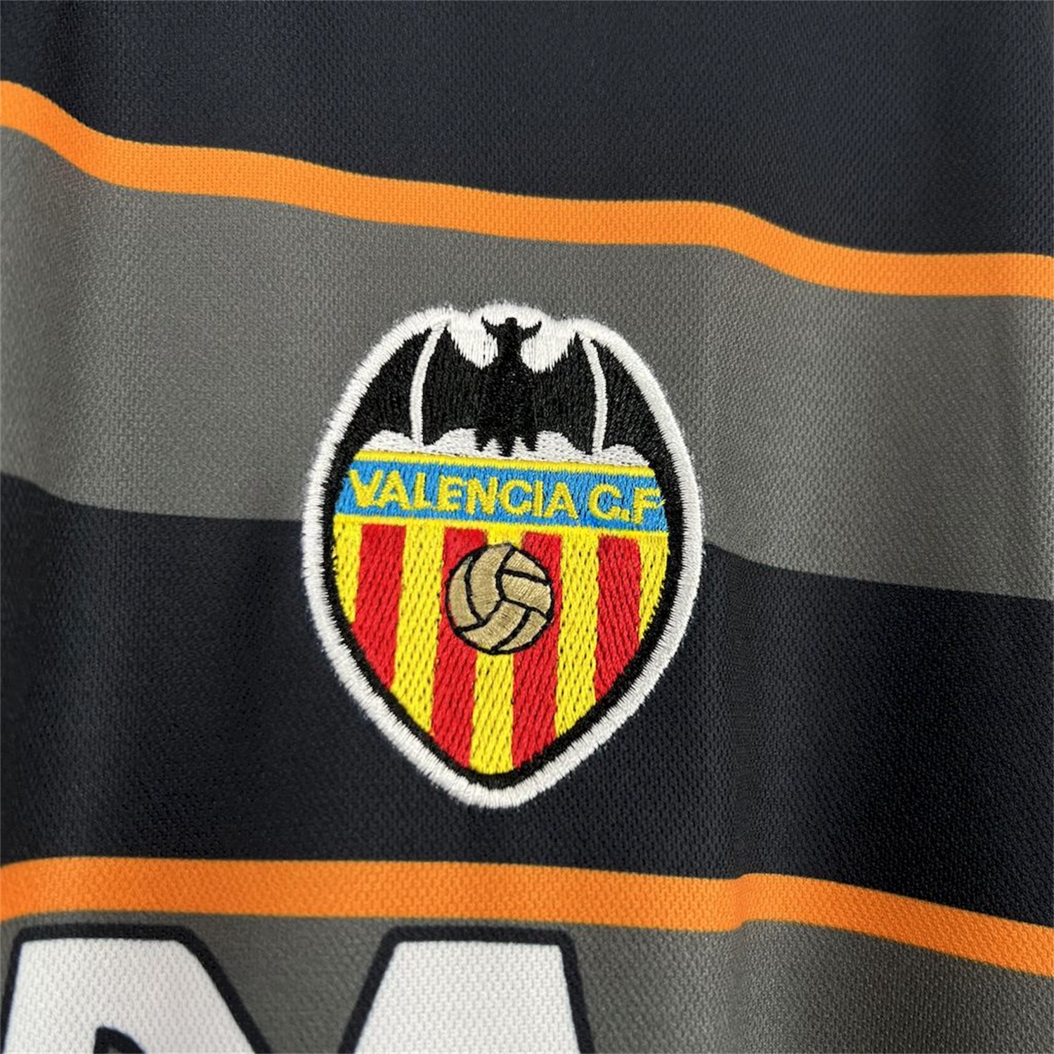 Retro Valencia 1999-00 Third Jersey - UnitedFutballJersey