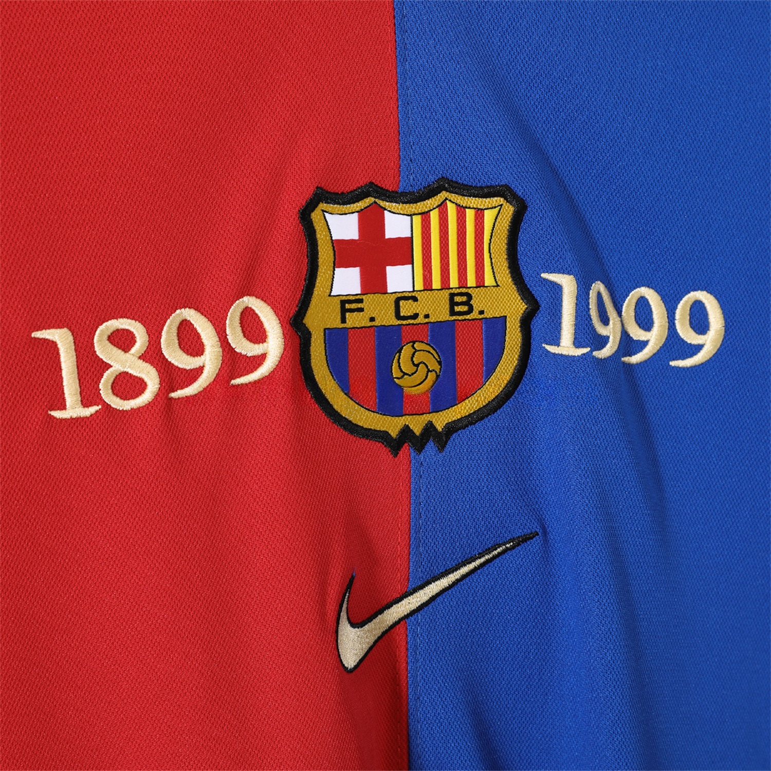 B.A.R.S.A Retro 99-00 Home Long Sleeves Jersey - UnitedFutballJersey