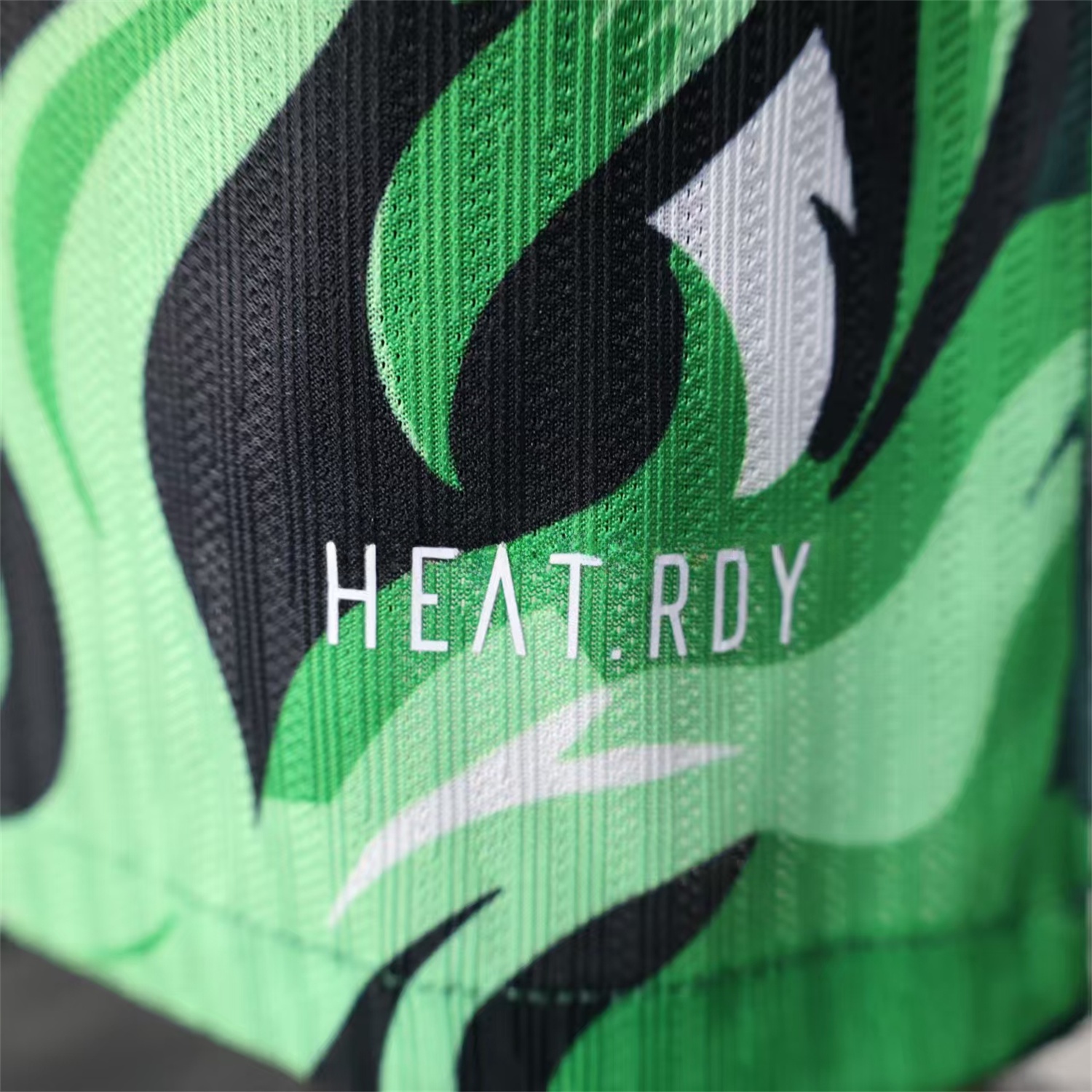 Liver.pool 25-26 Green Dragon and Fire Special Jersey - Player Version - UnitedFutballJersey