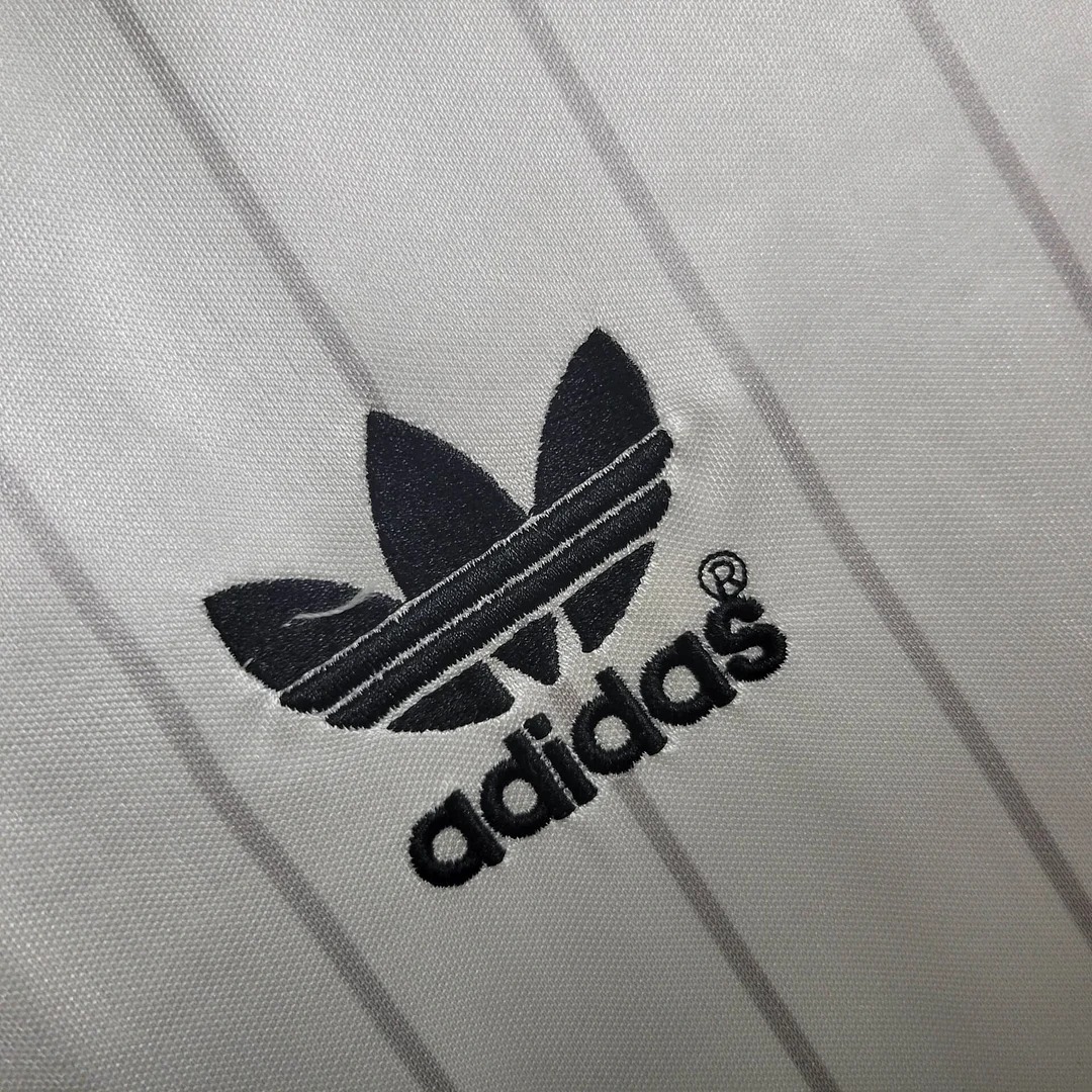 Retro Manchester United 82-83 Away Jersey - UnitedFutballJersey