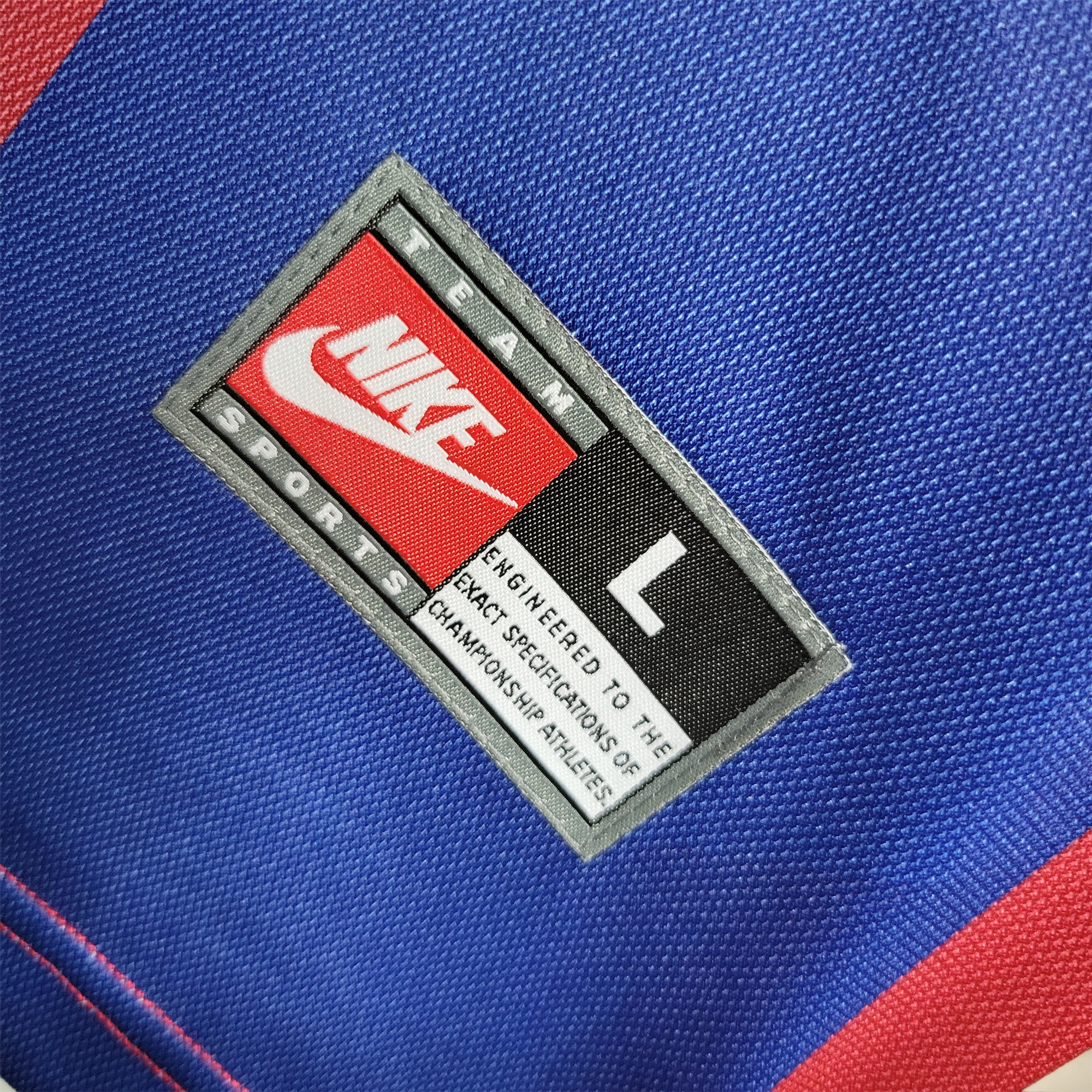 B.A.R.S.A Retro 98-99 Home Stadium Jersey - UnitedFutballJersey
