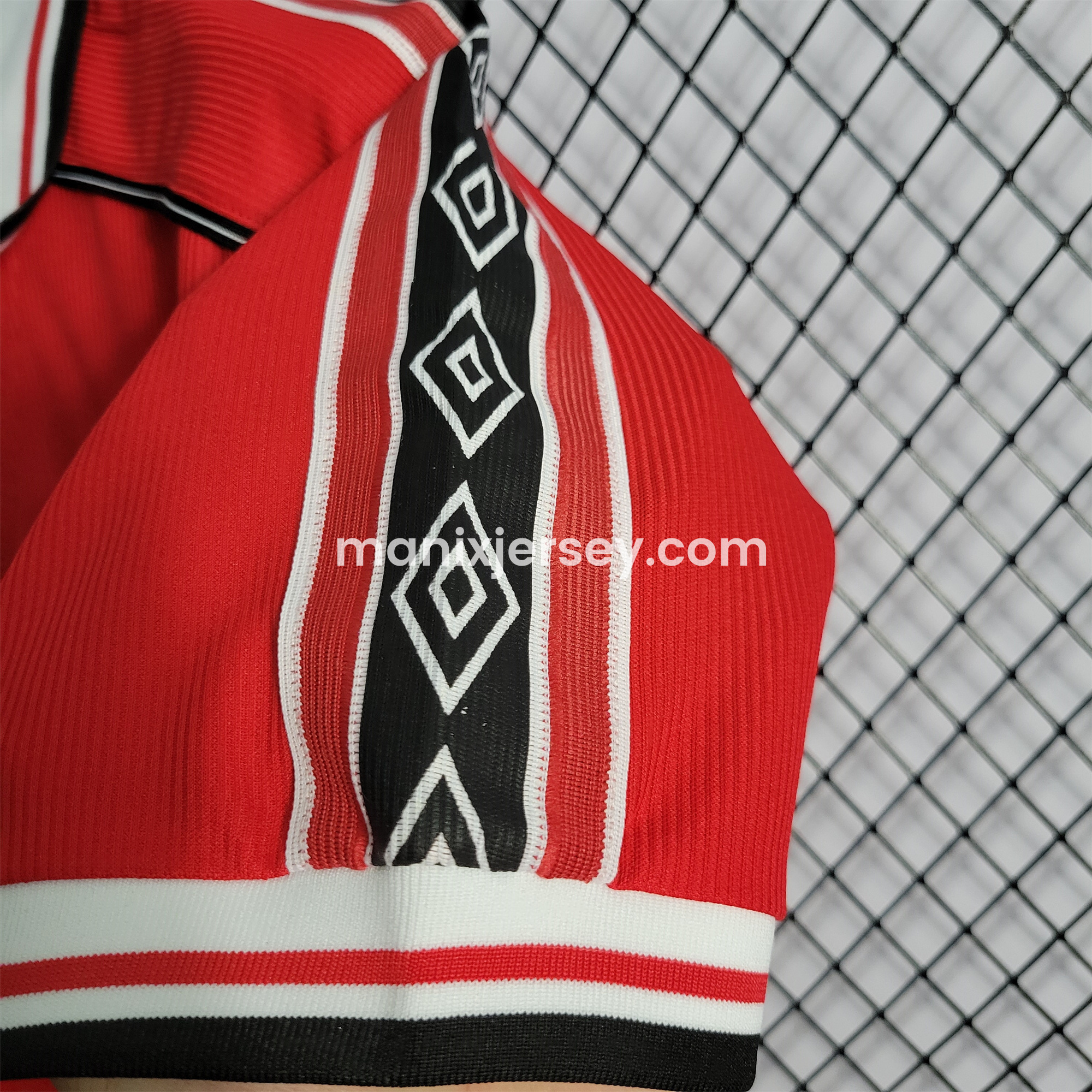 Retro Manchester United 98-99 Home Jersey - UnitedFutballJersey