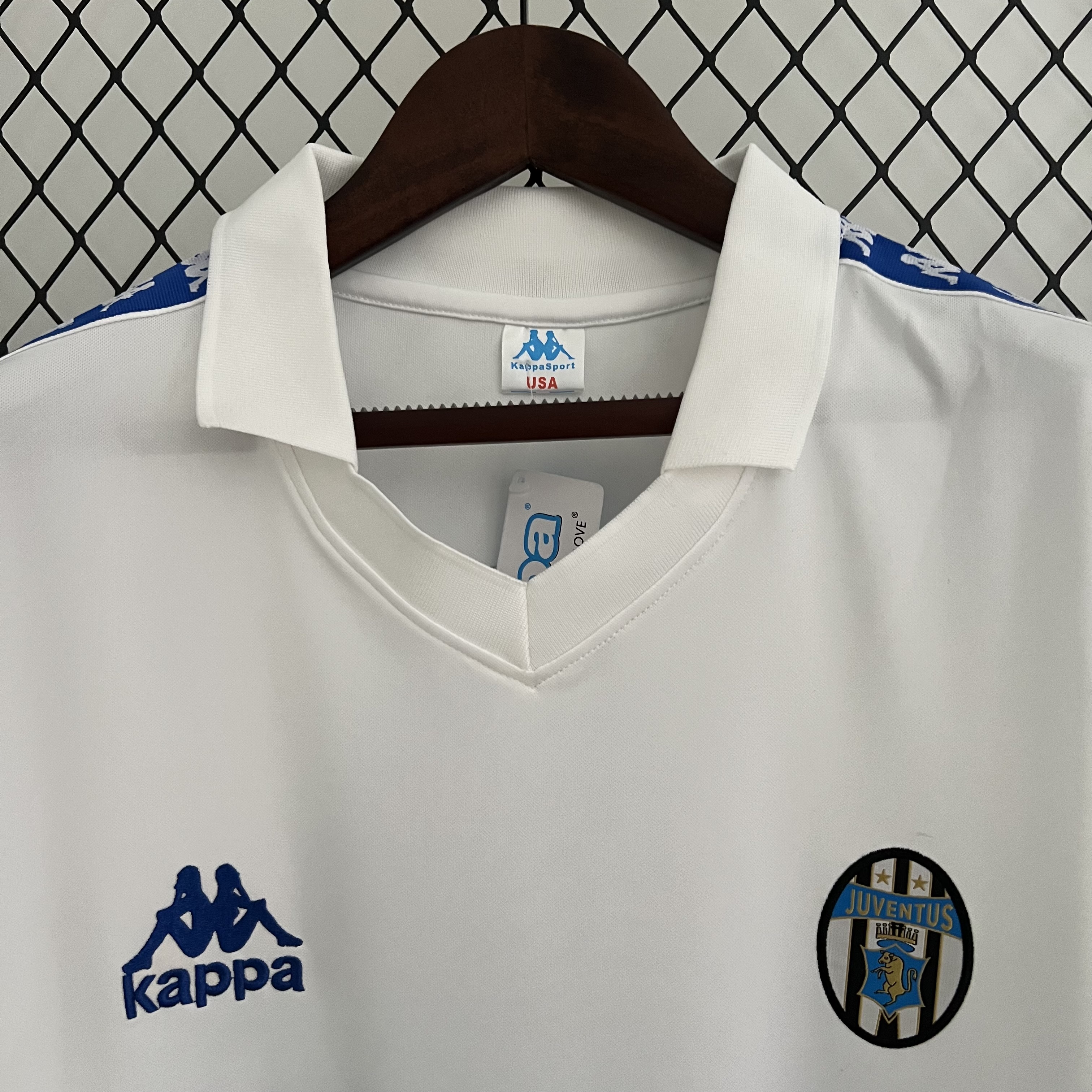 Retro Juventus 1990-92 White Training Jersey - UnitedFutballJersey