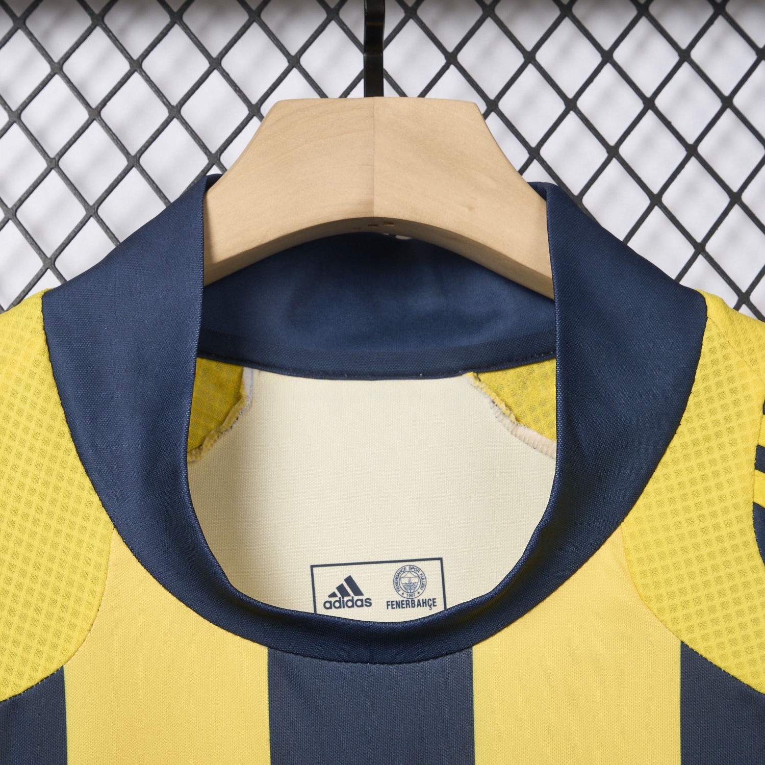 Retro Fenerbahce 2008-09 Home Jersey - UnitedFutballJersey