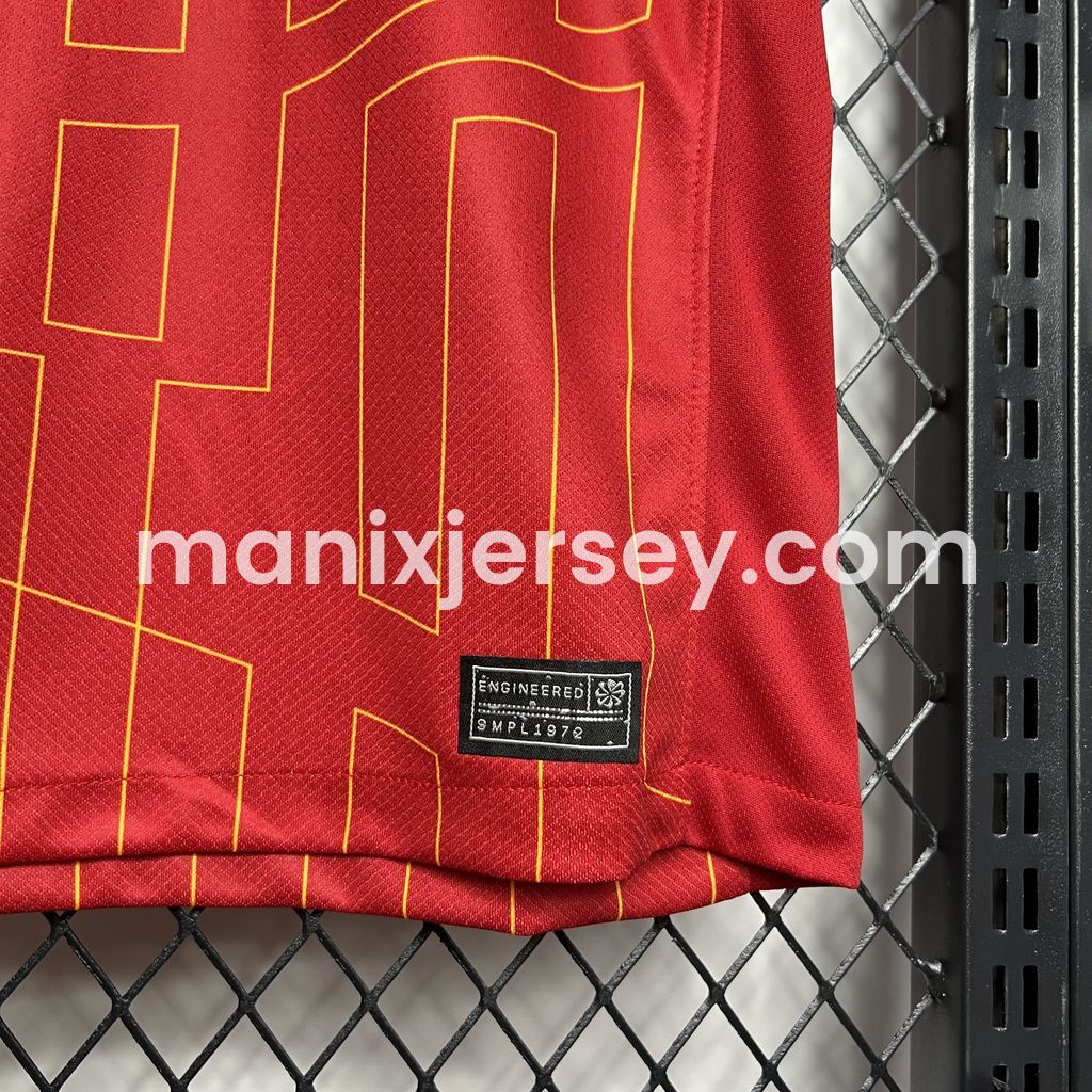Liver.pool 24-25 Home Jersey with Golden Champions Patch - Fans Version - UnitedFutballJersey