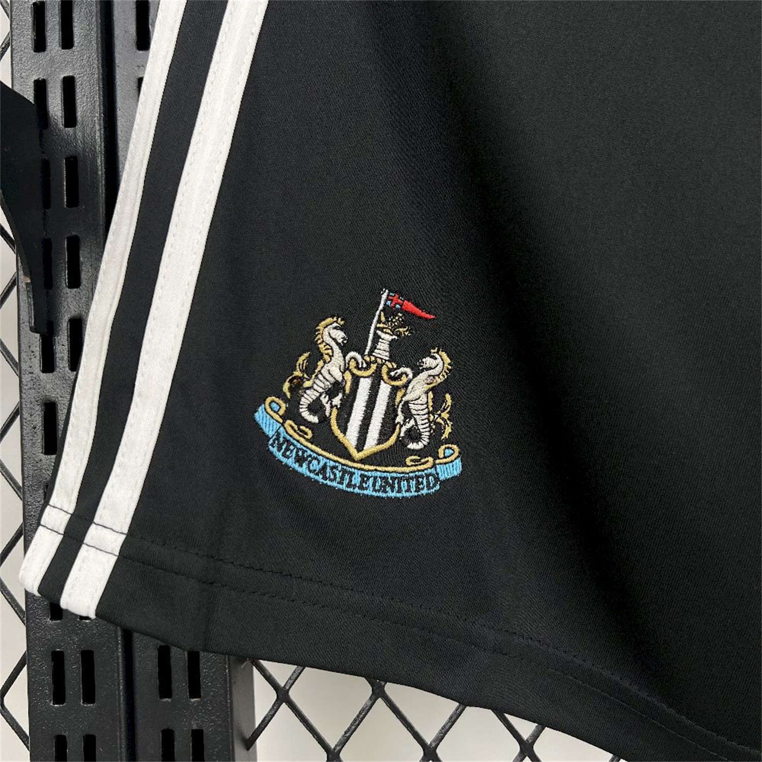 Newcastle United 25-26 Home Black Shorts - Fans Version - UnitedFutballJersey