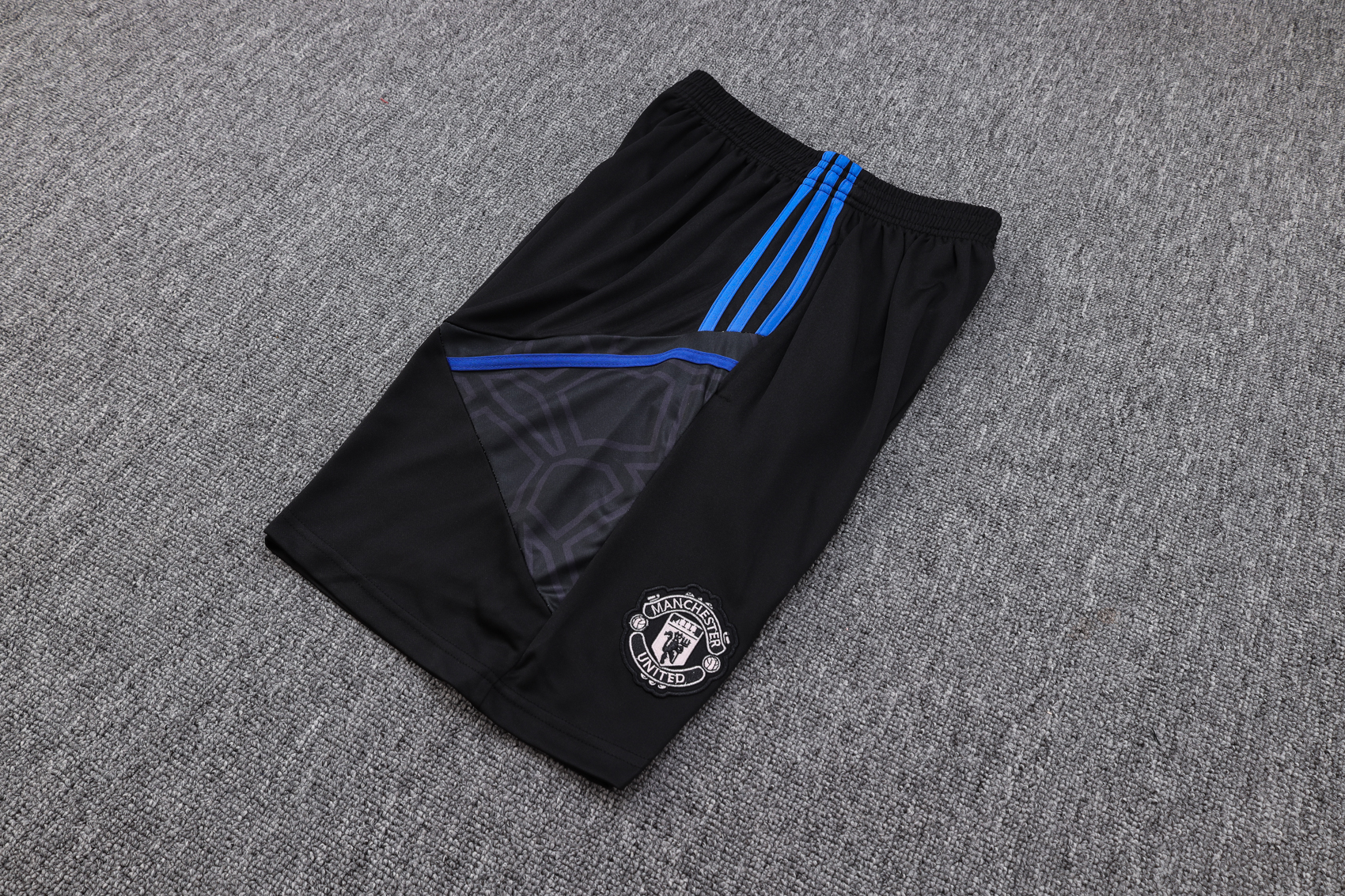 23-24 Manchester United Pink Player Vest Training Set - UnitedFutballJersey