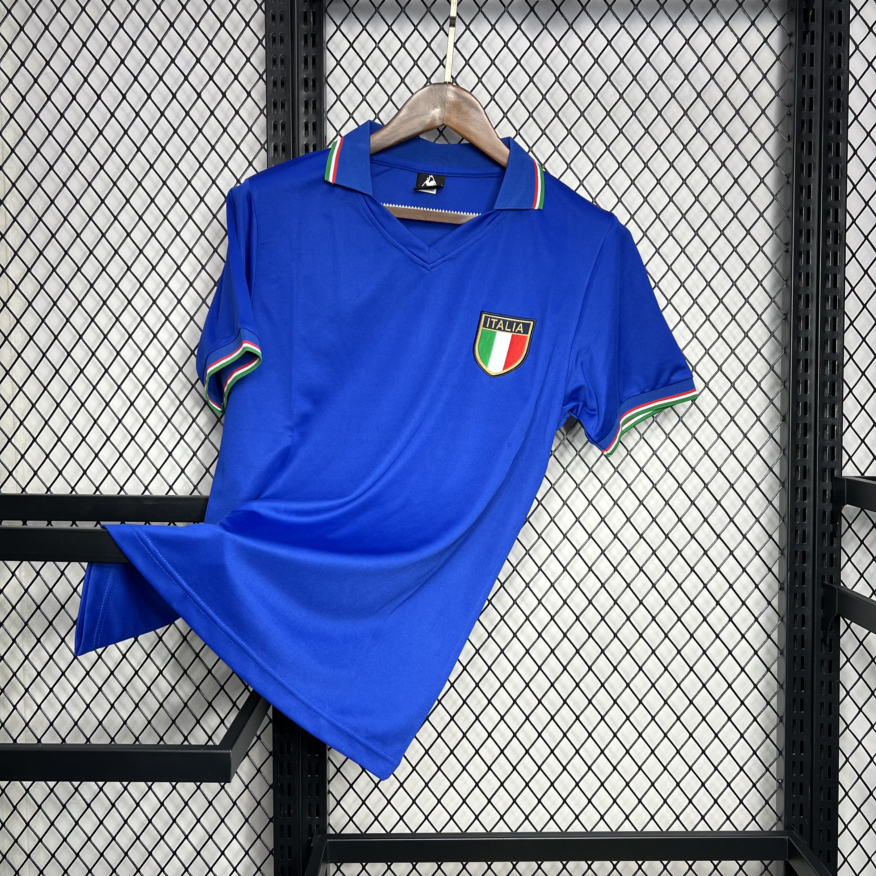 Retro Italy 1982 Home Stadium Jersey - UnitedFutballJersey