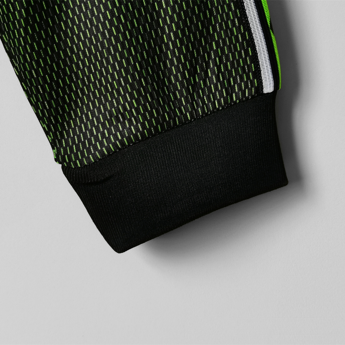Manchester United Retro 98-99 Green Goalkeeper Long Sleeve Jersey - UnitedFutballJersey