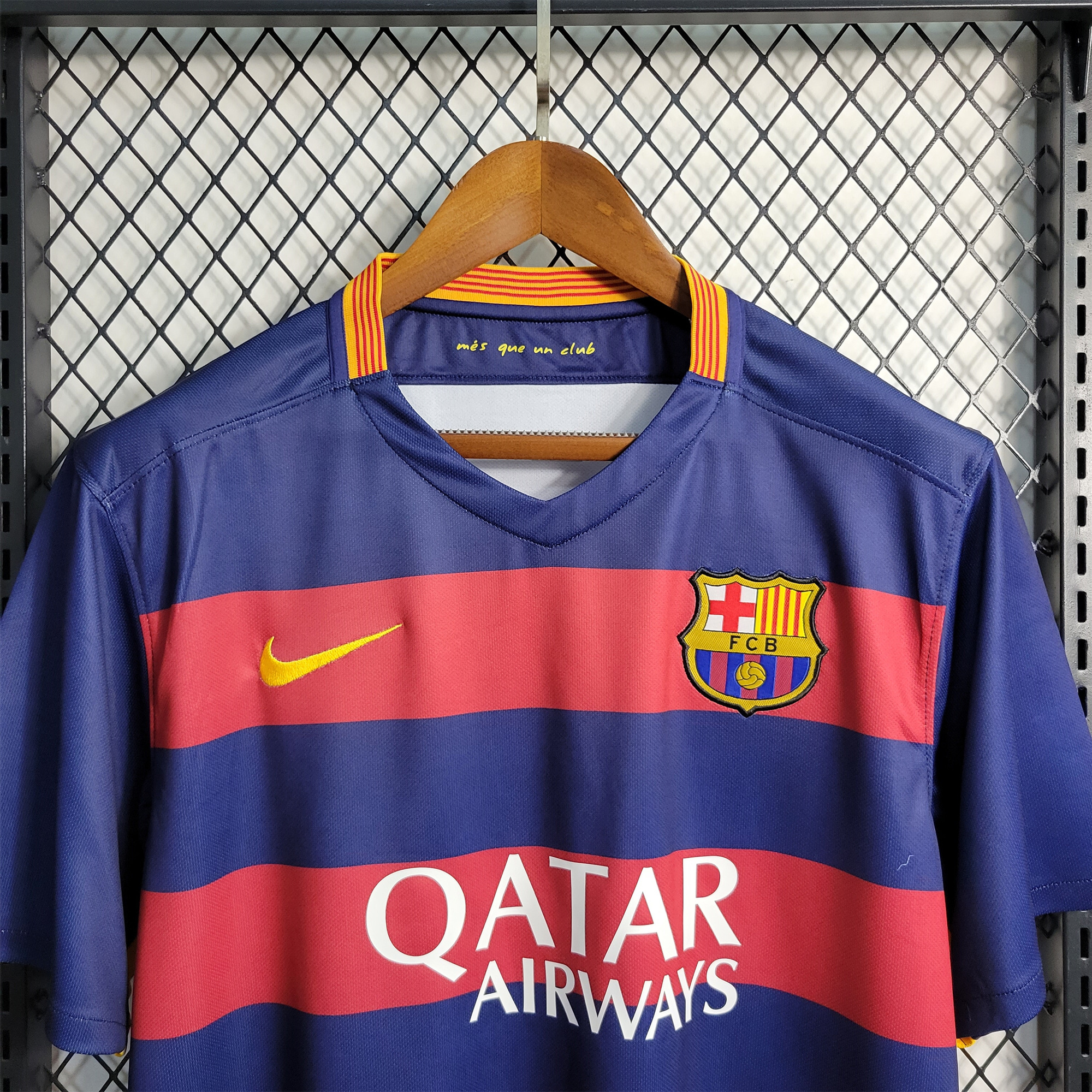 B.A.R.S.A Retro 15-16 Home Stadium Jersey - UnitedFutballJersey