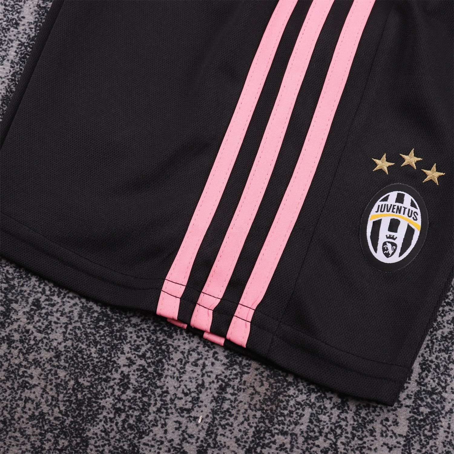 Retro Juventus 2015-16 Away Kids Kit - UnitedFutballJersey