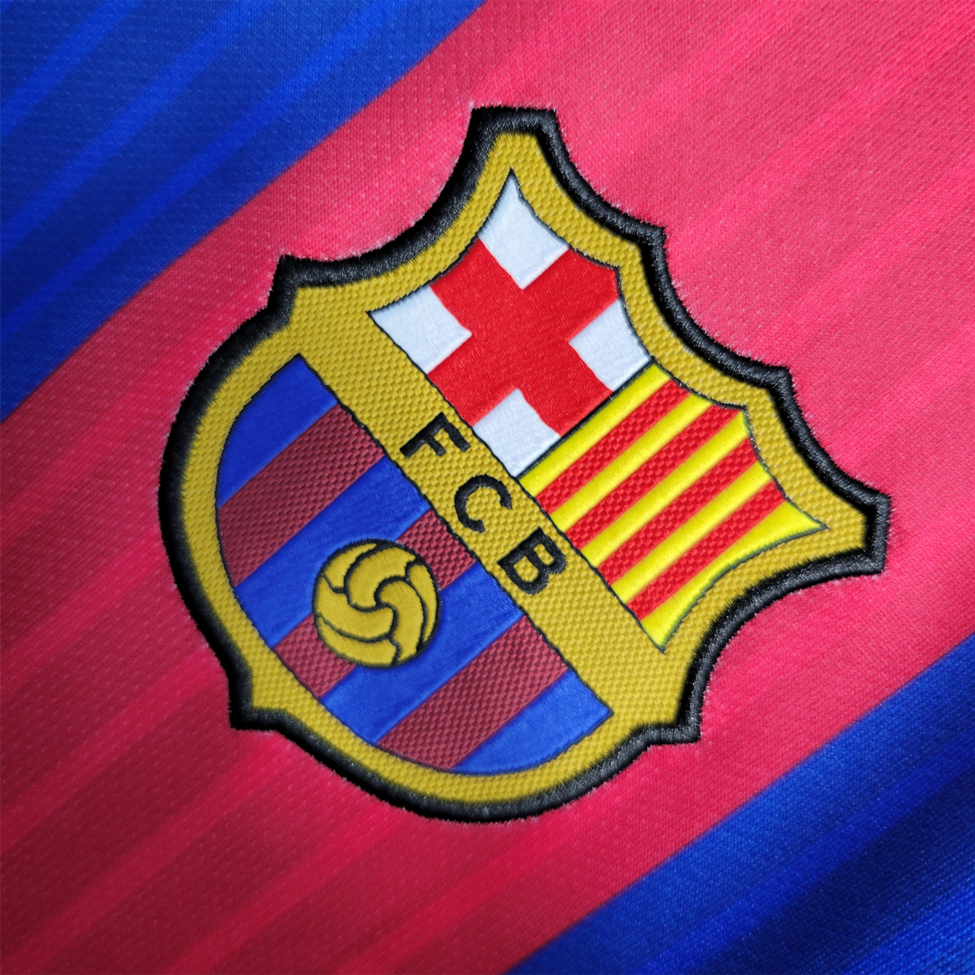 Retro Barcelona 16-17 Home Stadium Jersey - UnitedFutballJersey
