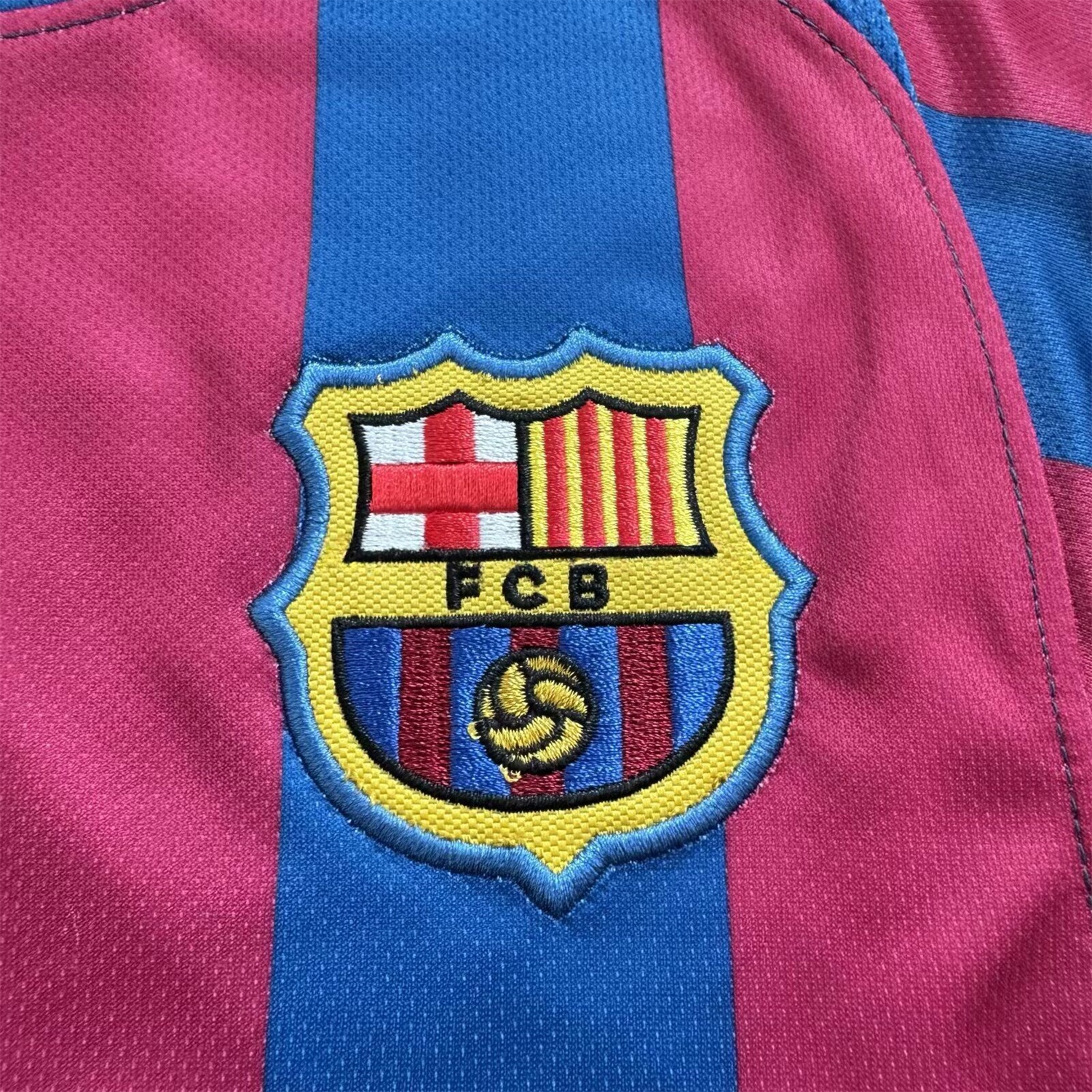 Retro Barcelona 06-07 Home Long Sleeve Kids Kit - UnitedFutballJersey